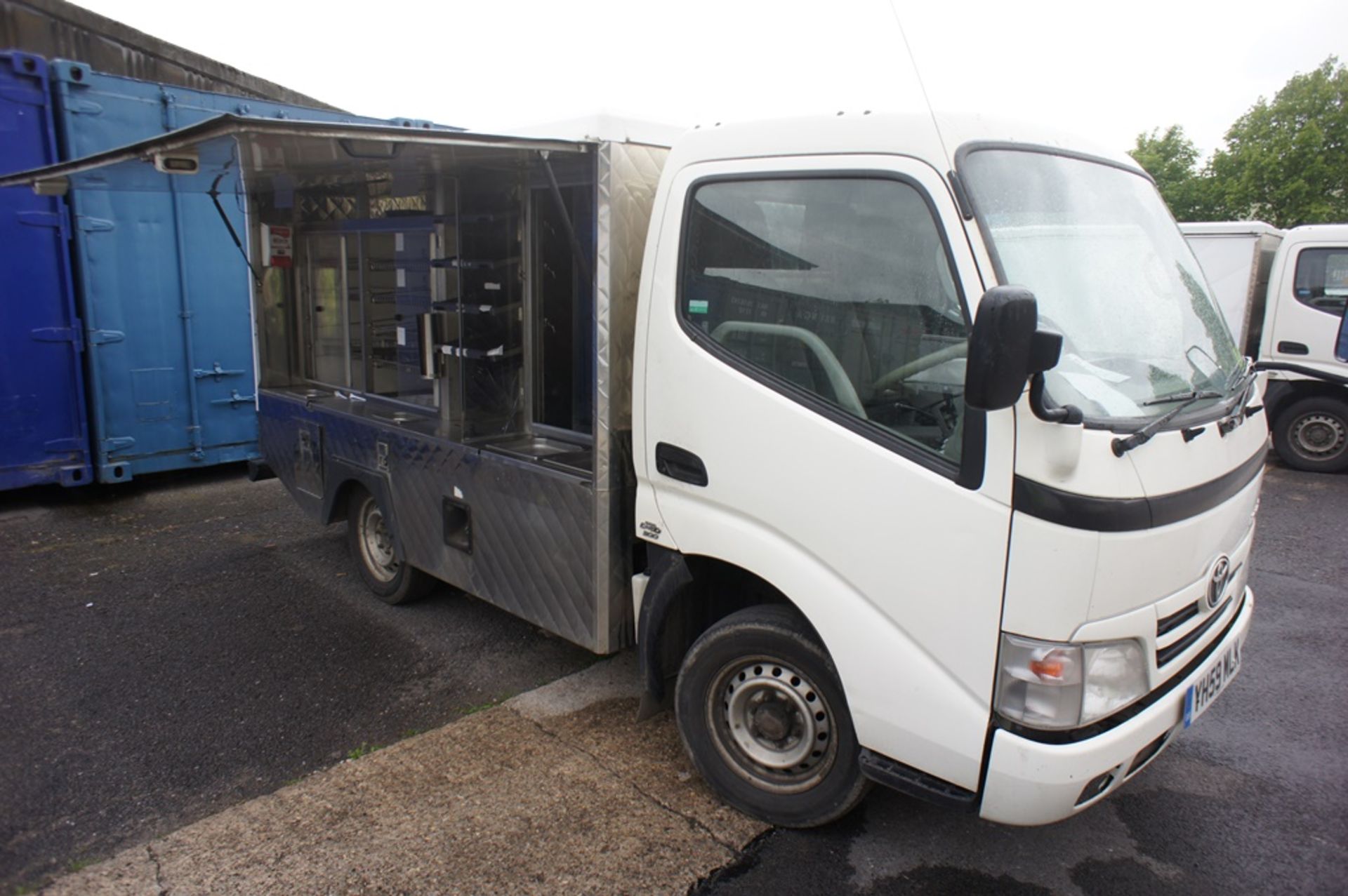 Jiffy Bocado mobile catering van based on Toyota Dyna 300 D SWB chassis, registration YH59 MLK, - Image 6 of 8