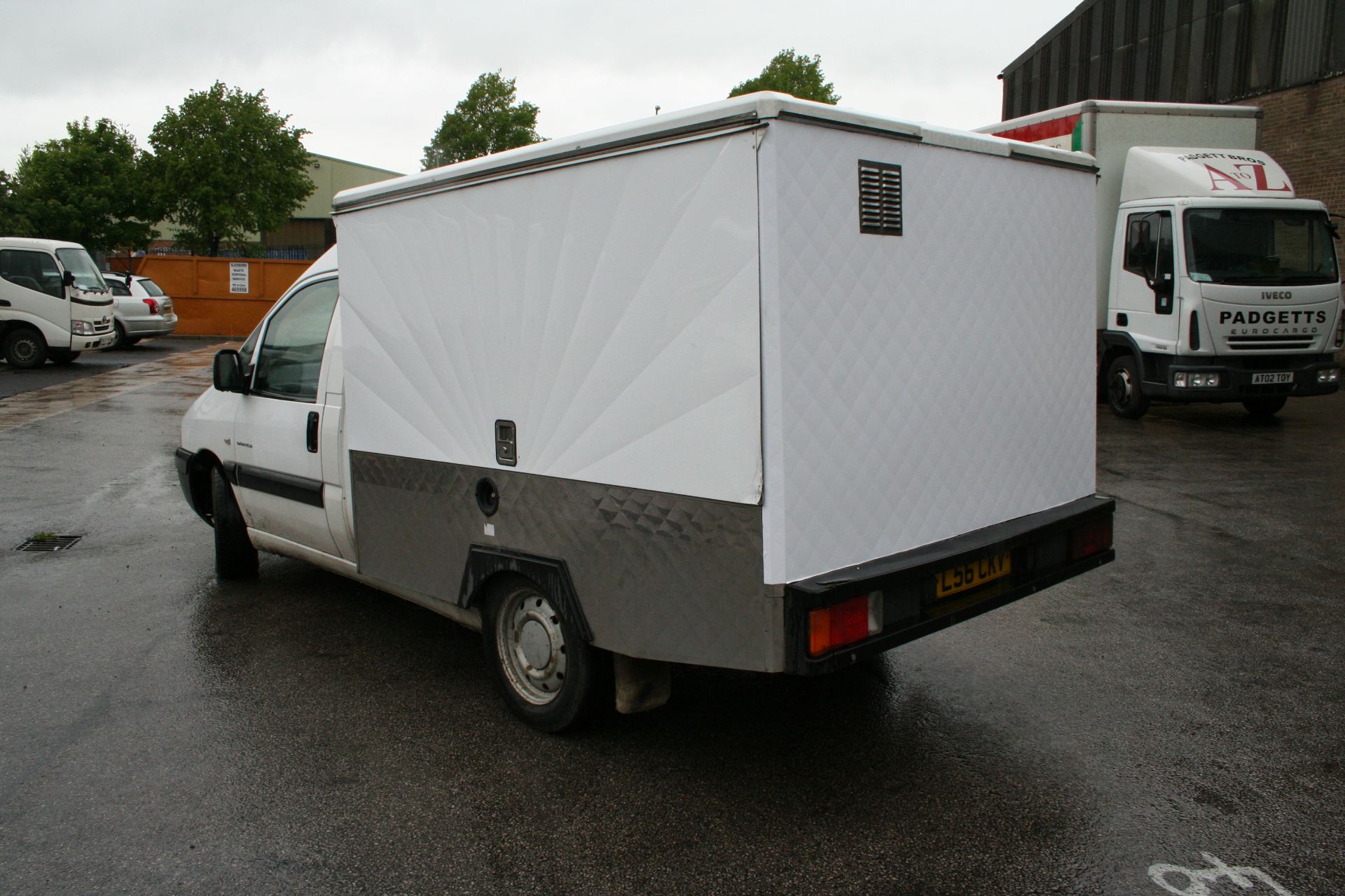 Jiffy Panino  mobile catering van based on Citroen Despatch 900 Ddi SWB chassis, registration number - Image 4 of 9