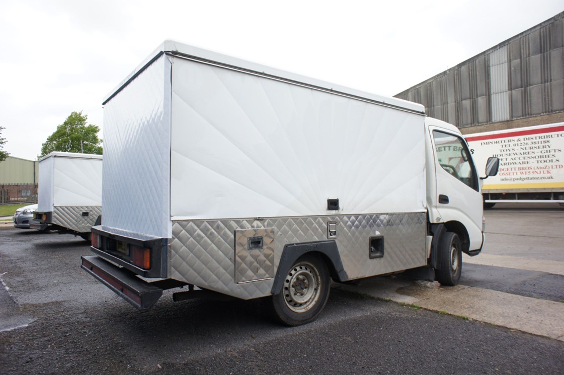 Jiffy Bocado mobile catering van based on Toyota Dyna 300 D SWB chassis, registration YH59 MLK, - Image 3 of 8