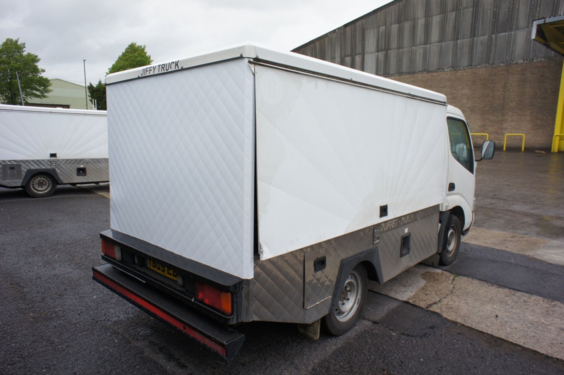 Jiffy Bocado mobile catering van based on Toyota Dyna 300 D SWB chassis, registration YB09 EBC, - Image 4 of 8