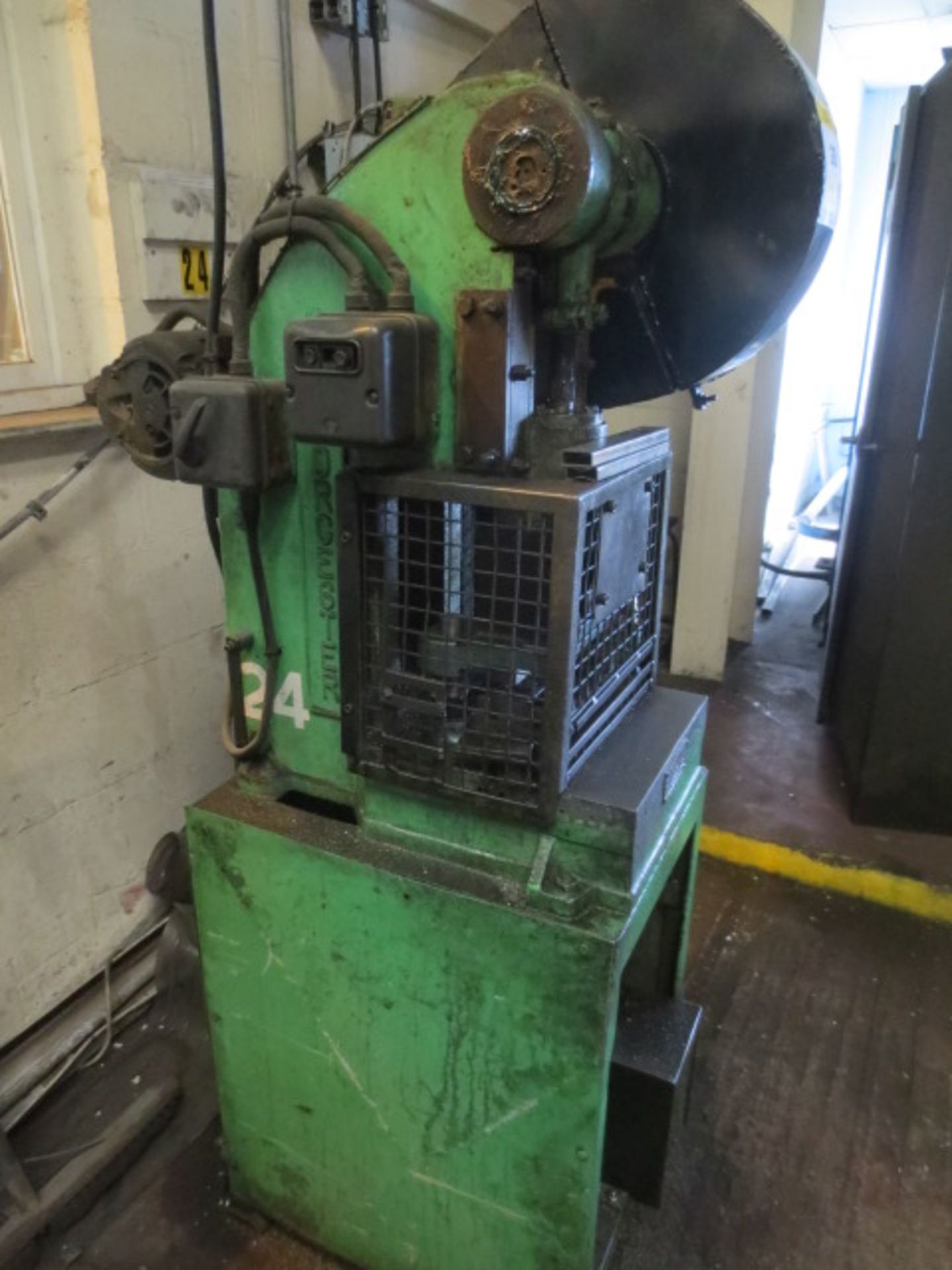 Worcester Model 6 Ton open fronted power press with safety guard press 24. NB: this item has no CE.. - Image 3 of 3