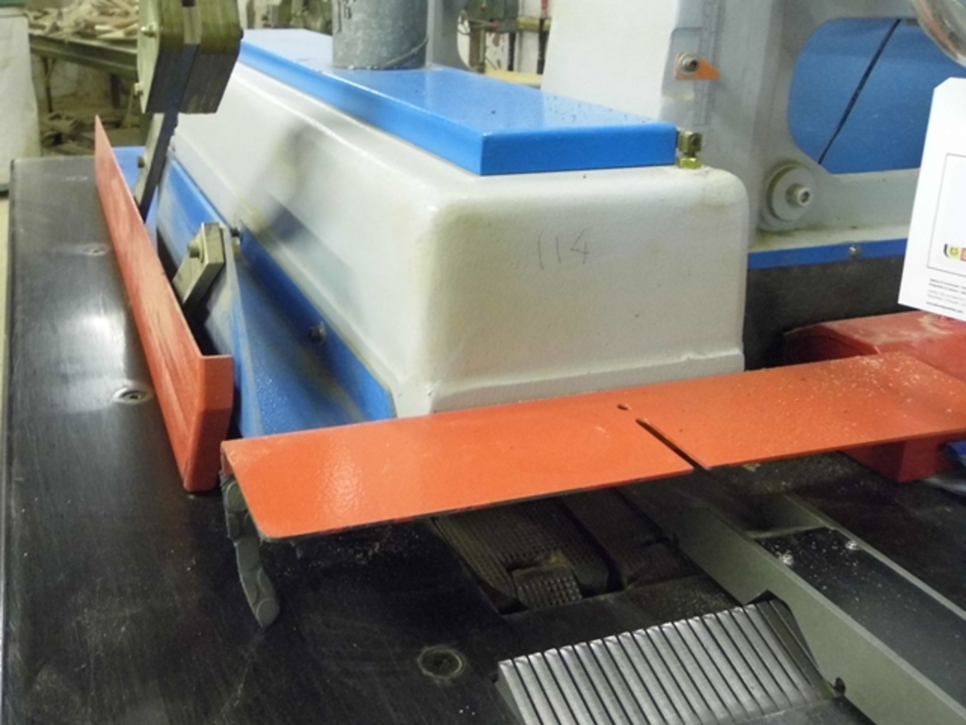 Holytek straight line rip saw model HR-20 with motorised feed and laser line guide, Serial No. - Image 3 of 6