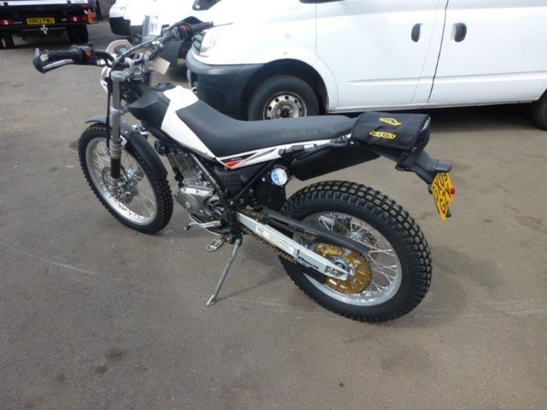 Beta Alp 4T-200 trail motorcycle, 200cc (White)  Registration no. DX09 GZY  VIN no. - Image 3 of 5
