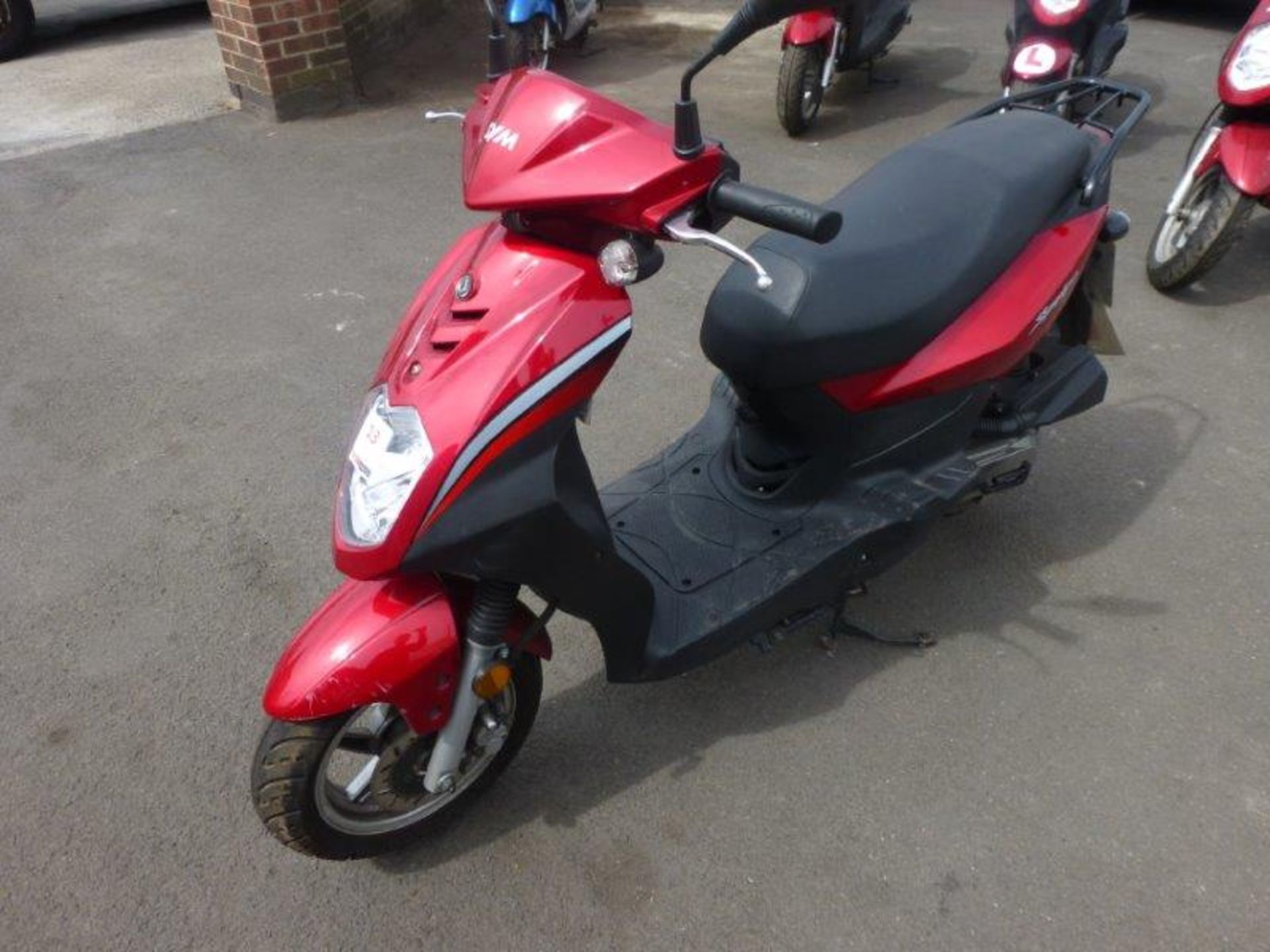 Sym Symply50 AV05W-6 moped, 49cc (Red)  Registration no. MJ63 RXW  Date of registration: 19/11/2013 - Image 2 of 4