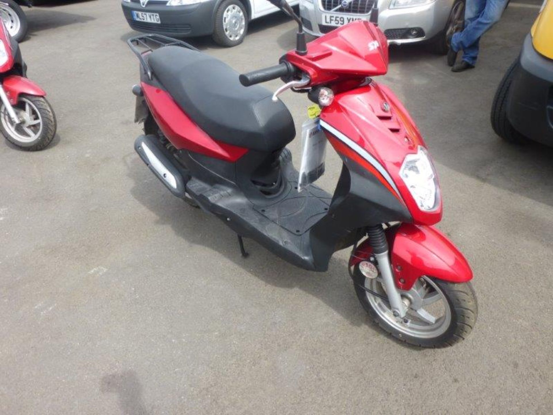 Sym Symply50 AV05W-6 moped, 49cc (Red)  Registration no. MJ63 RXW  Date of registration: 19/11/2013