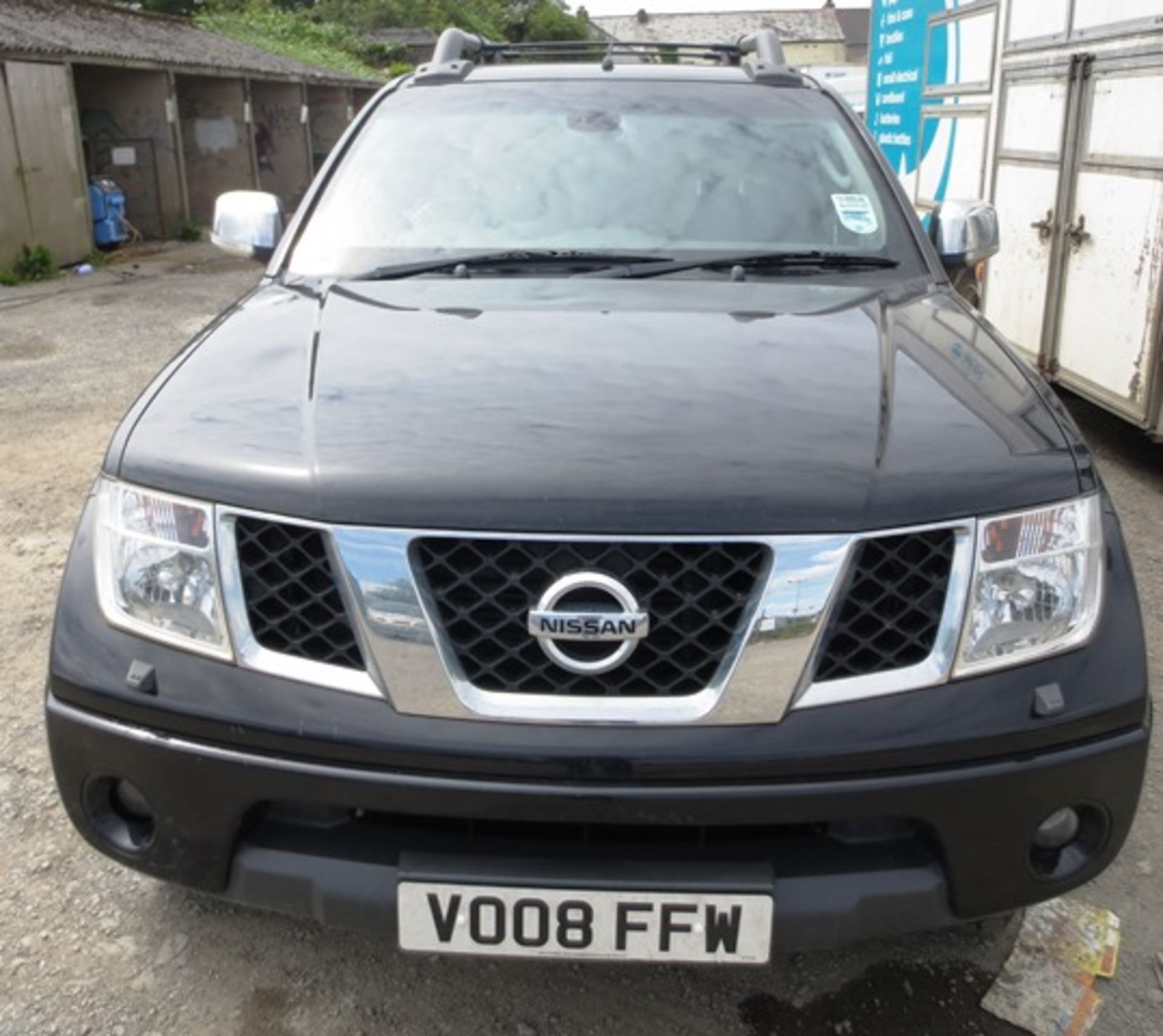 Nissan Navara Expedition LWB double cab DCI pick truck with canopy, leather interior, satnav, - Image 9 of 12