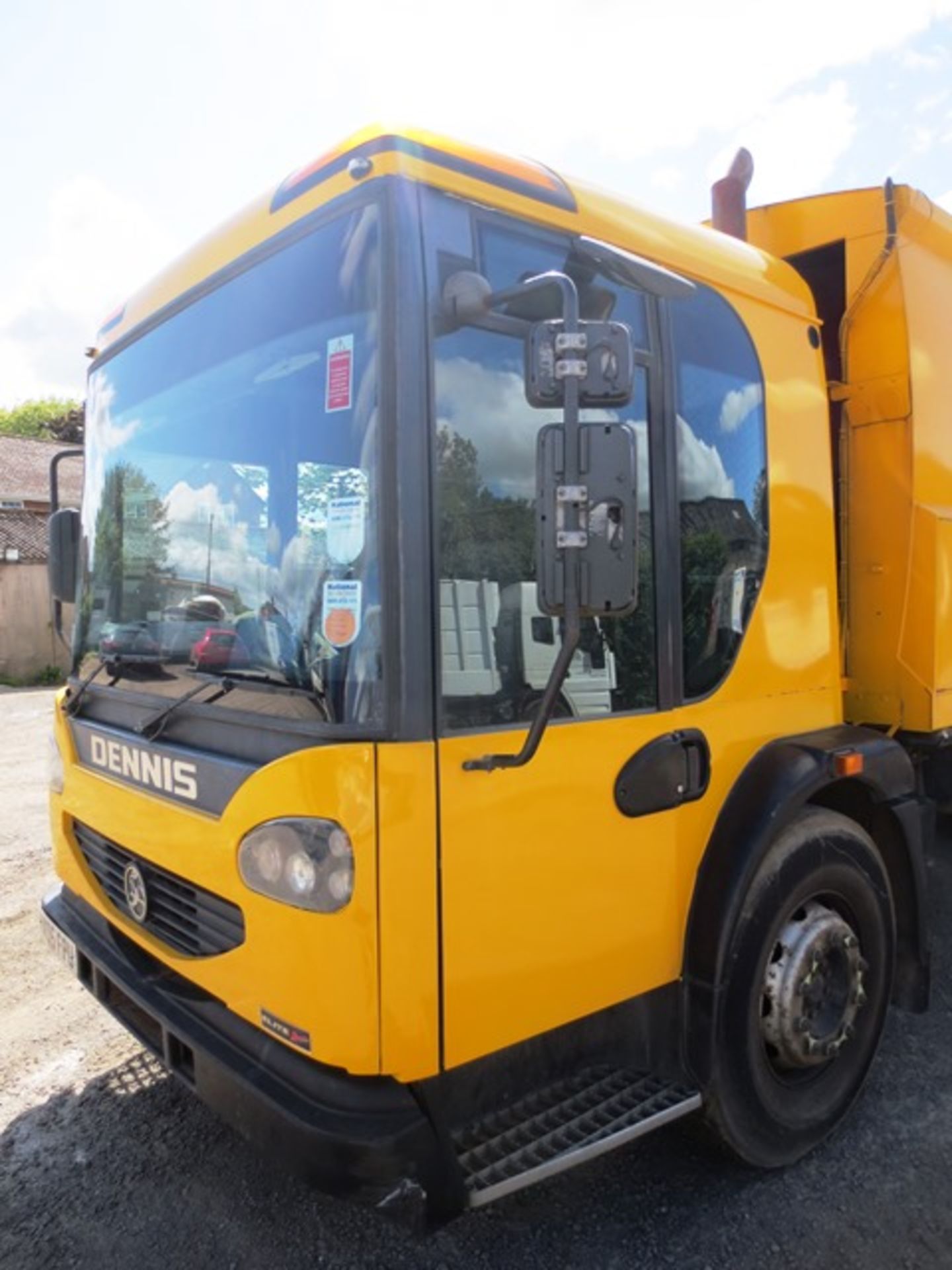 Dennis Elite 26 ton refuse collection vehicle, fitted Dennis Eagle body, type PHZ23W, serial no. - Image 3 of 25