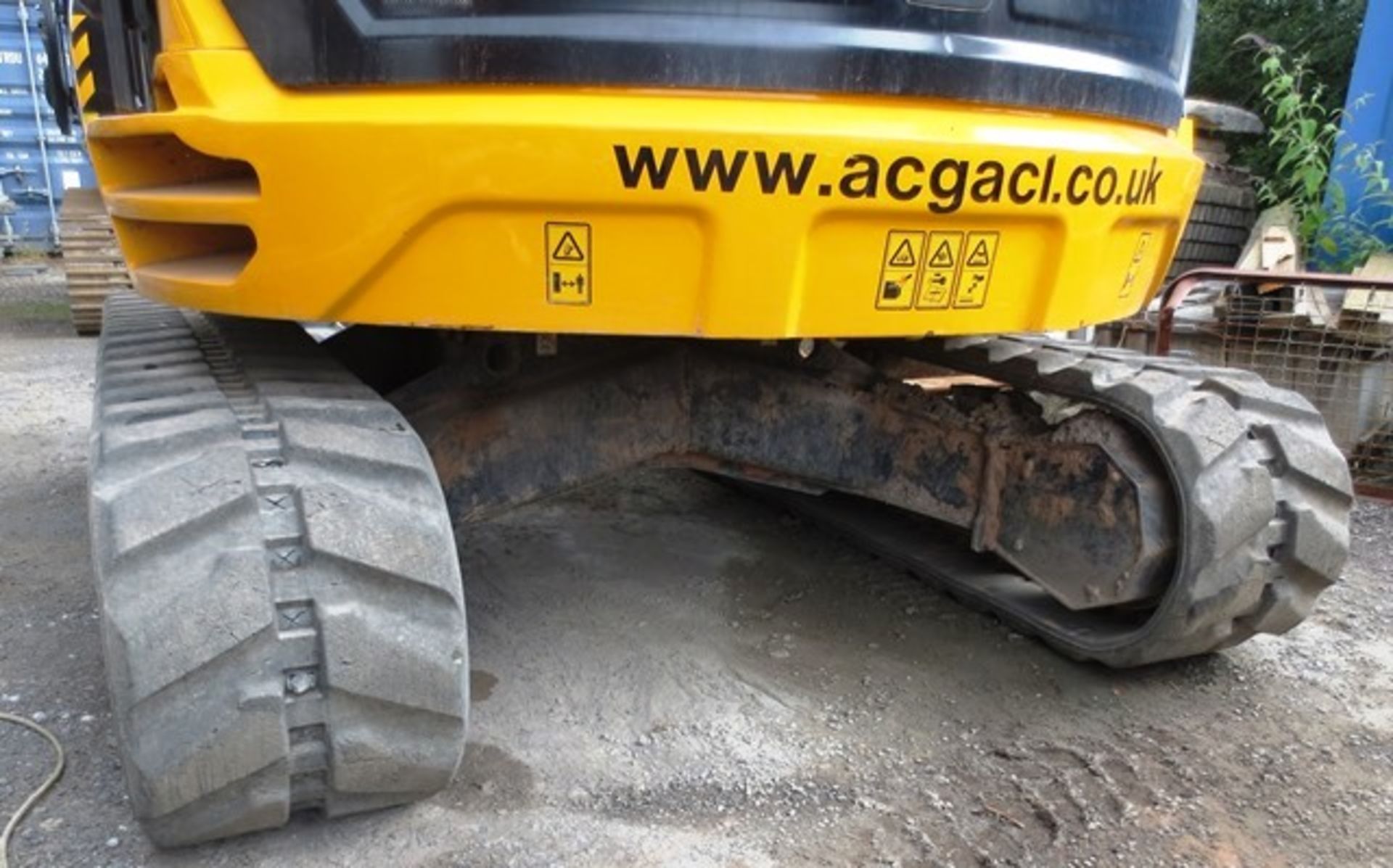 JCB 86C-1 rubber tracked midi hydraulic excavator with front dozer, product ID No: JCB086C1A02249723 - Image 19 of 19