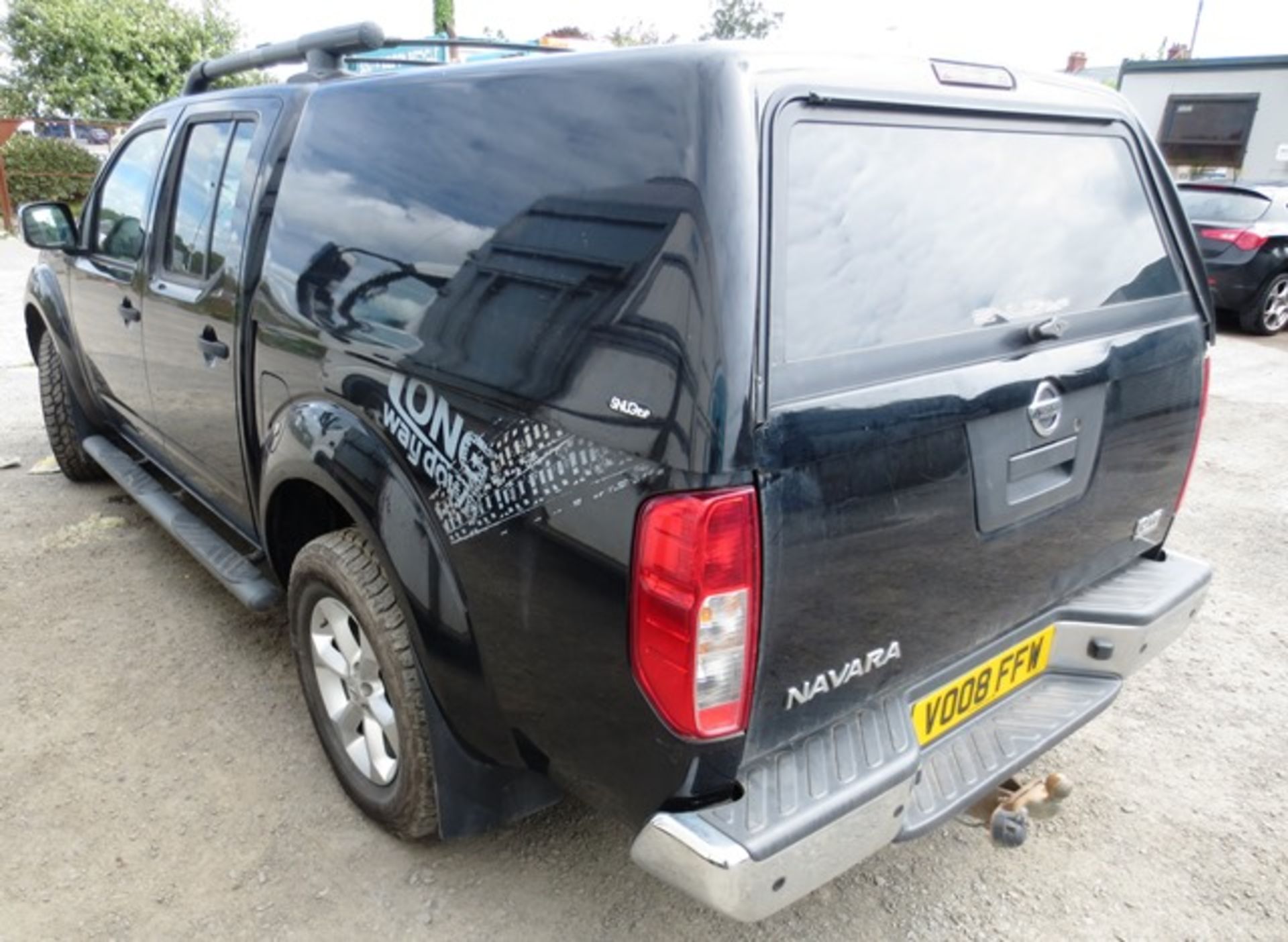 Nissan Navara Expedition LWB double cab DCI pick truck with canopy, leather interior, satnav, - Image 3 of 12