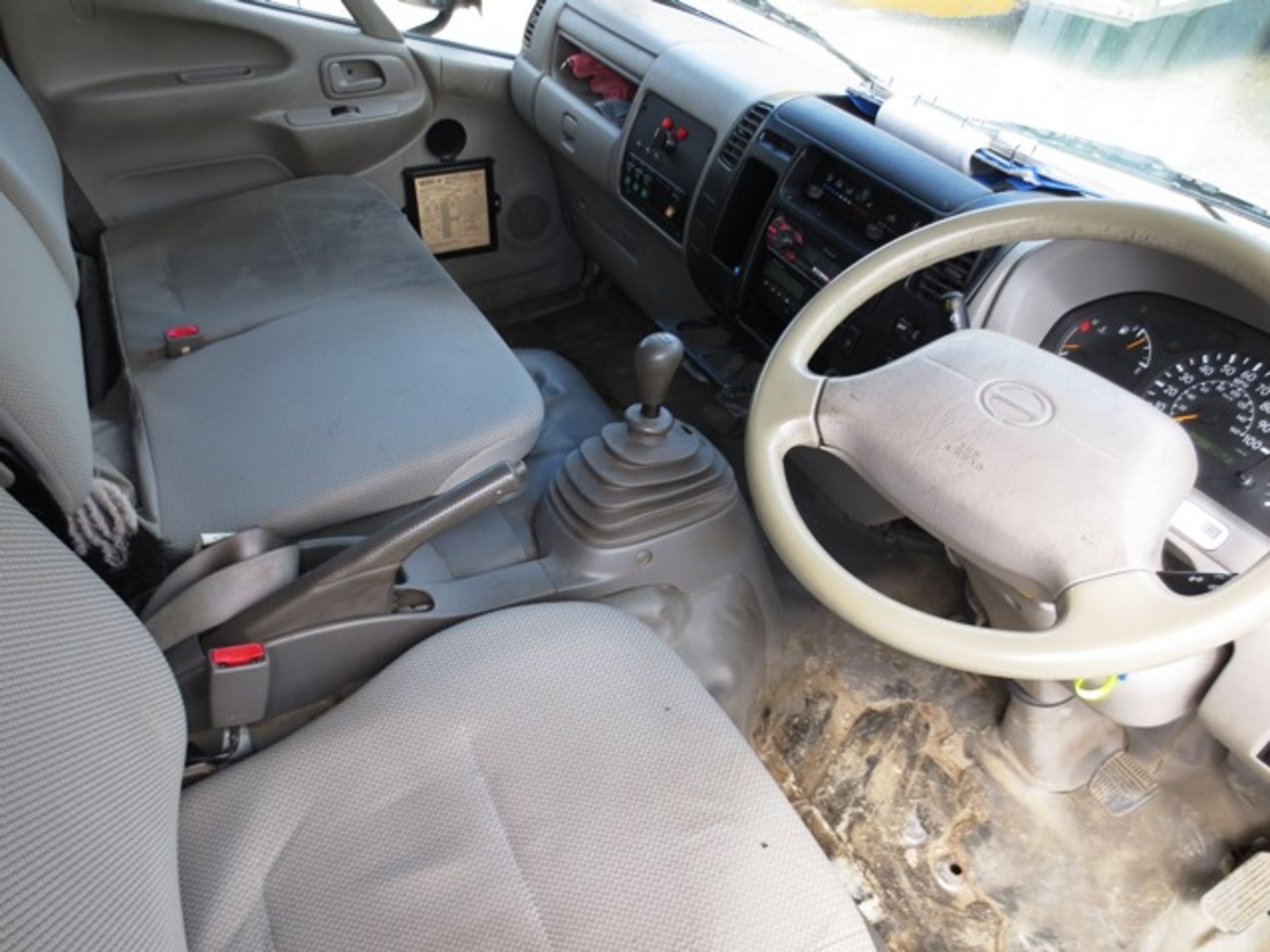 Hino 300 kerbside recycling truck, fitted Trucksmith body, with integrated compactor, fitted - Image 5 of 13