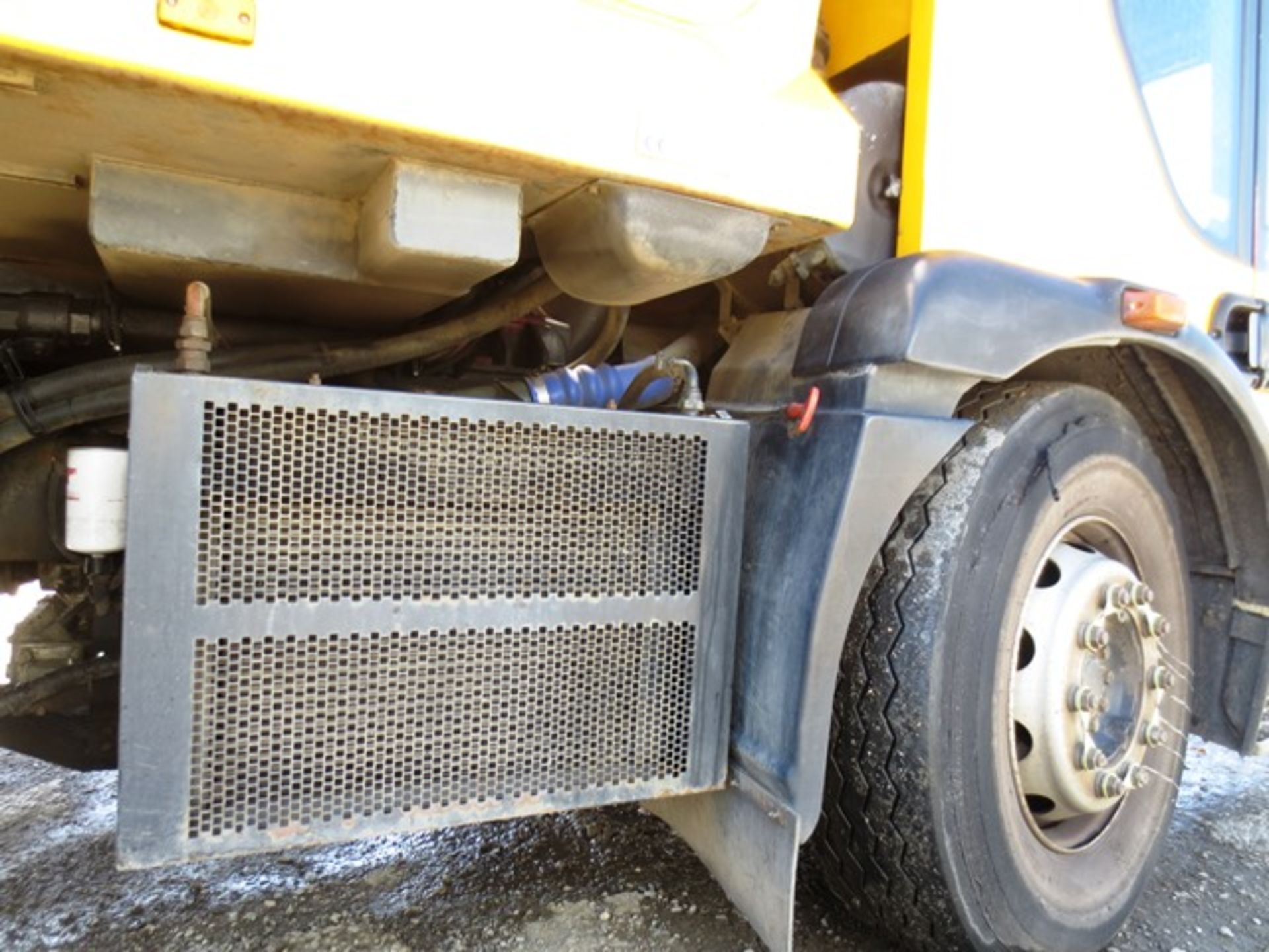 Dennis Elite 26 ton refuse collection vehicle, fitted Dennis Eagle body, type PHZ23W, serial no. - Image 24 of 25