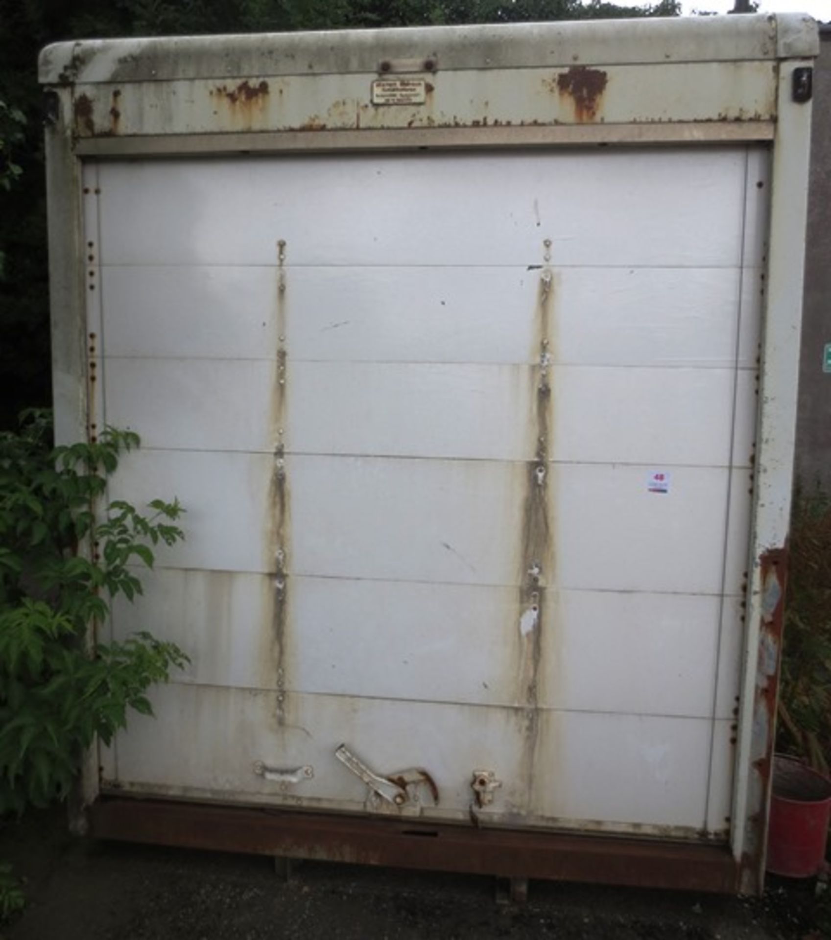 Ex-lorry body, approx 5m length, roller shutter (located at Mill Street, South Molton, EX36 4BL) ( - Image 2 of 2