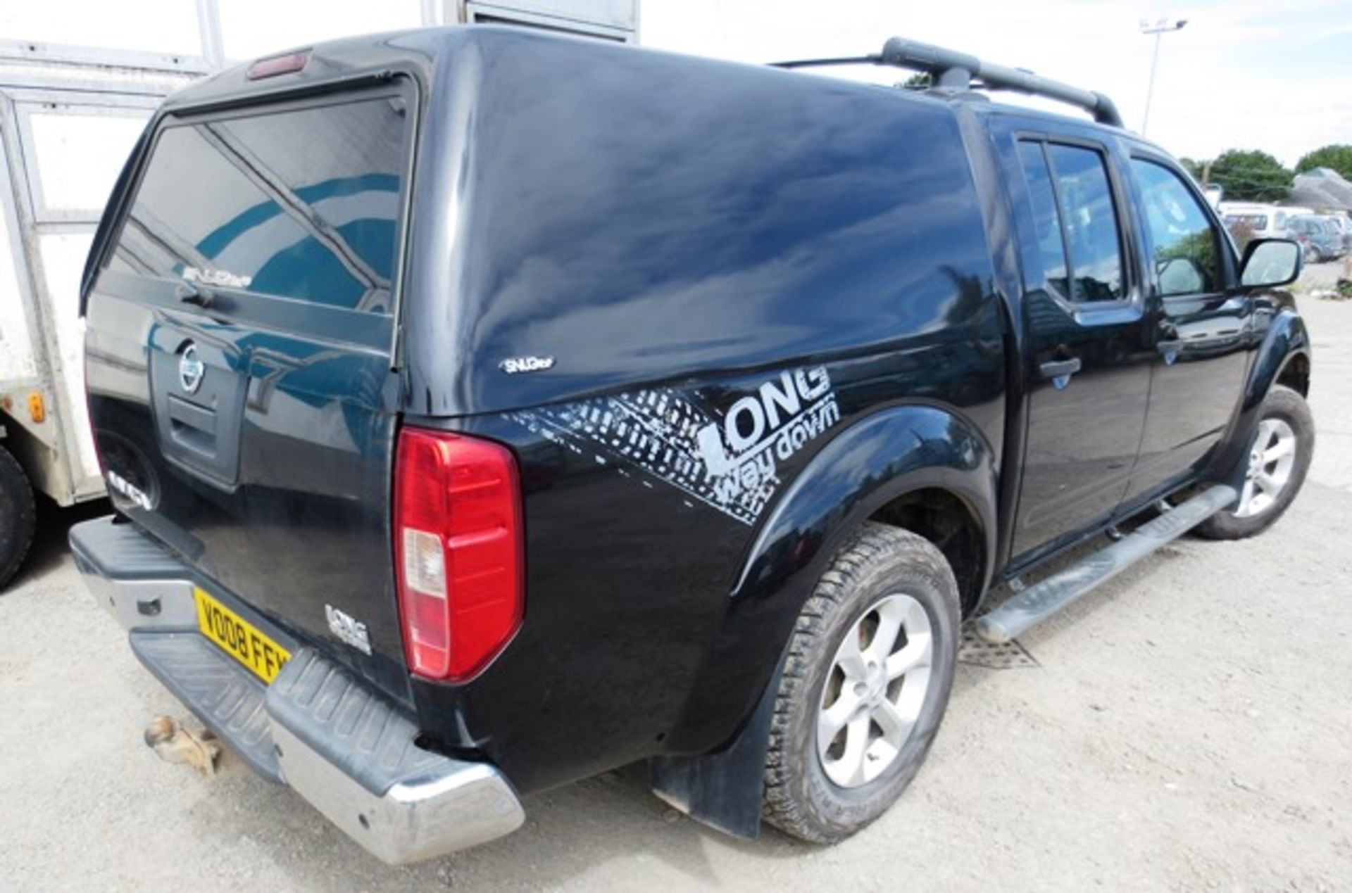 Nissan Navara Expedition LWB double cab DCI pick truck with canopy, leather interior, satnav, - Image 4 of 12