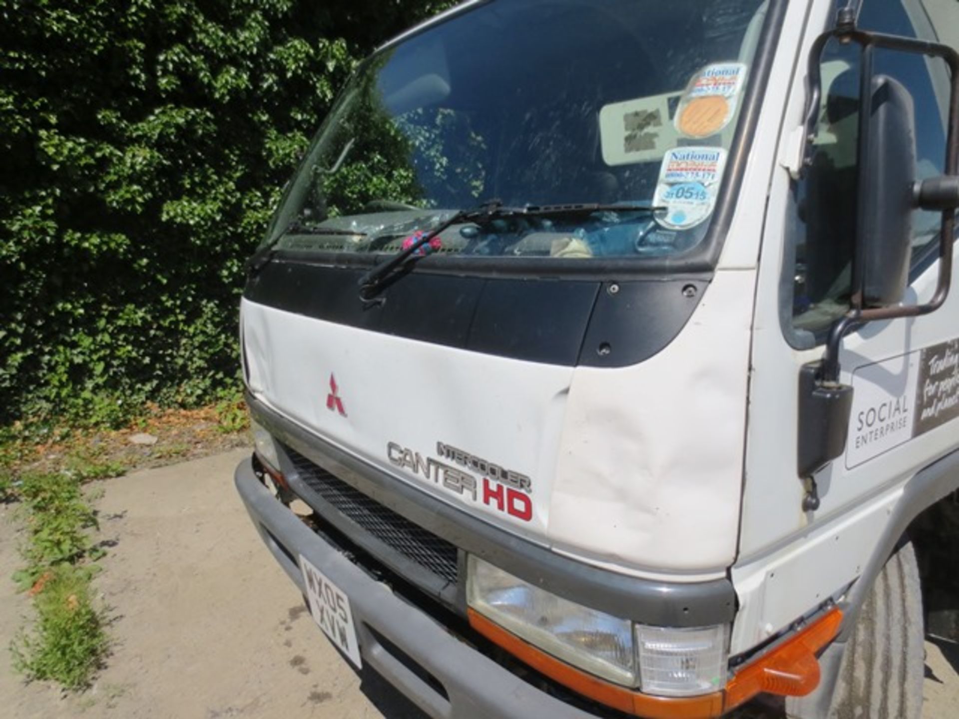 Mitsubishi Canter 75 kerbside recycling truck, 5.5m (approx) body, reg no: WX05 XVW (2005), Recorded - Image 16 of 18