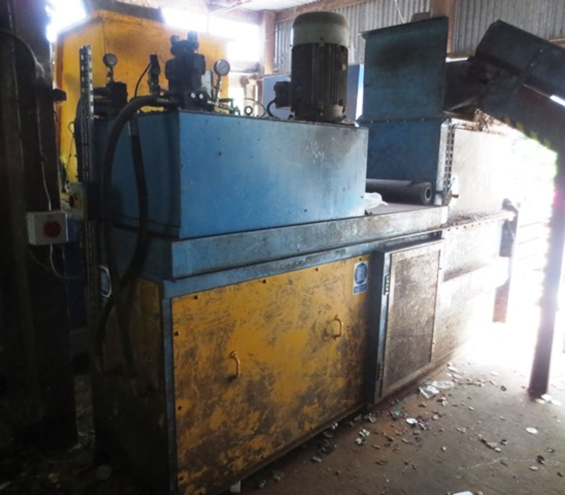 Whitham Mills hydraulic semi-auto horizontal waste baler, model WM50H - Type 1, serial number - Image 11 of 11