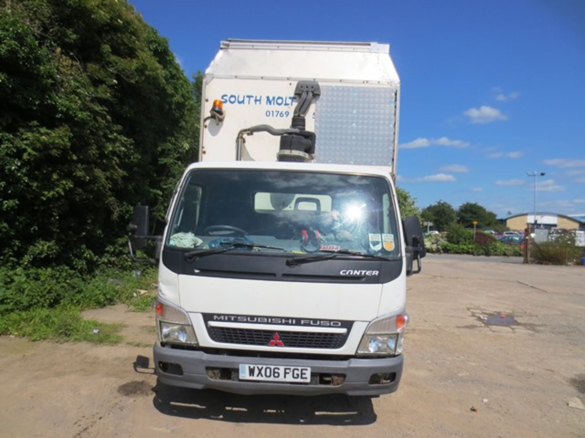 Mitsubishi Fuso Canter 75 7C14 kerbside recycling truck, fitted unbadged body, 6m approx length,