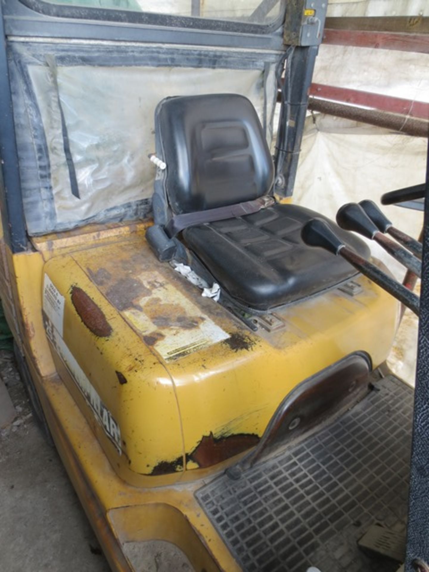 Caterpillar DP 25, duplex mast forklift truck with side shift; serial no: SBN00349, 13,980 hours, - Image 5 of 11