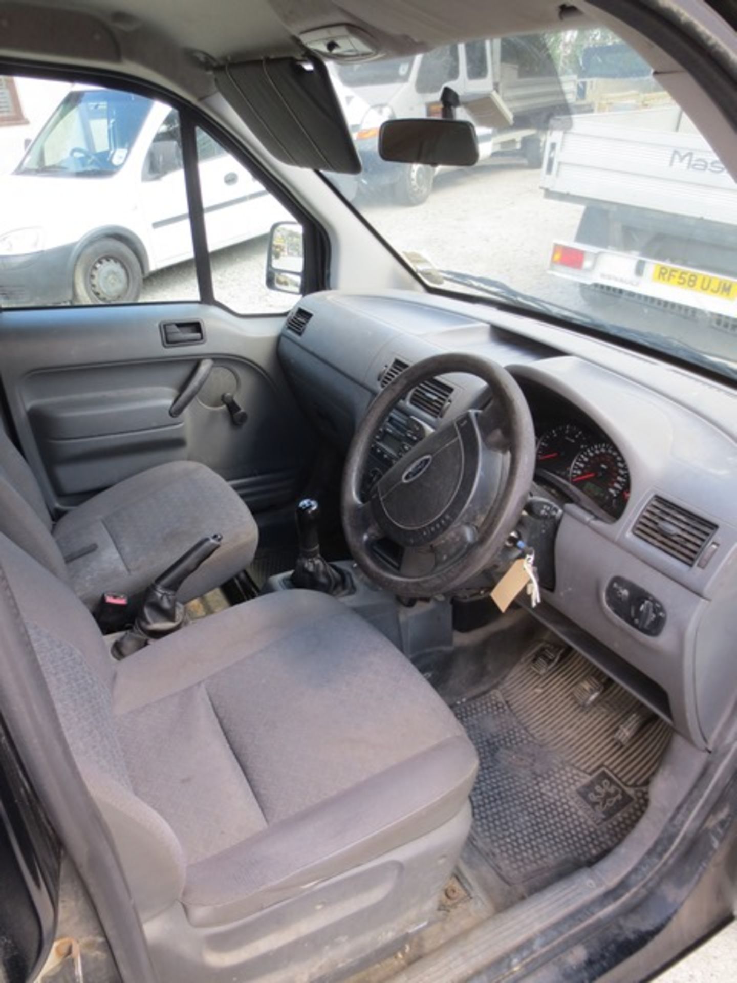 Ford Transit Connect diesel panel van, with fitted roof bars; mileage: 186,430, reg no: WL55 DZC, - Image 6 of 10