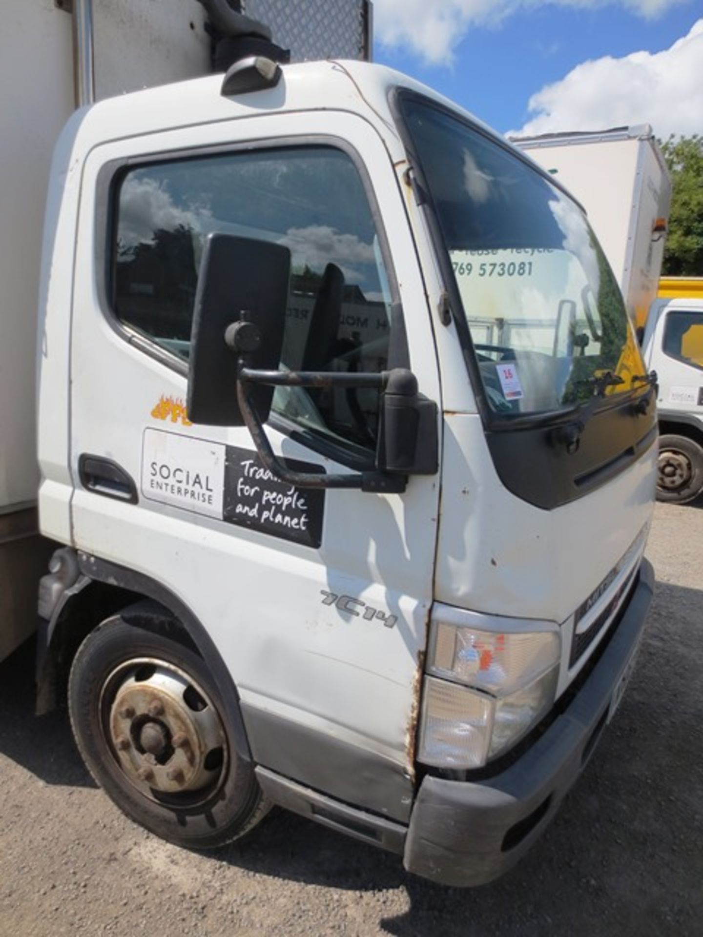 Mitsubishi Canter 75 kerbside recycling truck, 5.5m (approx) body, reg no: WX05 XVW (2005), Recorded - Image 7 of 20