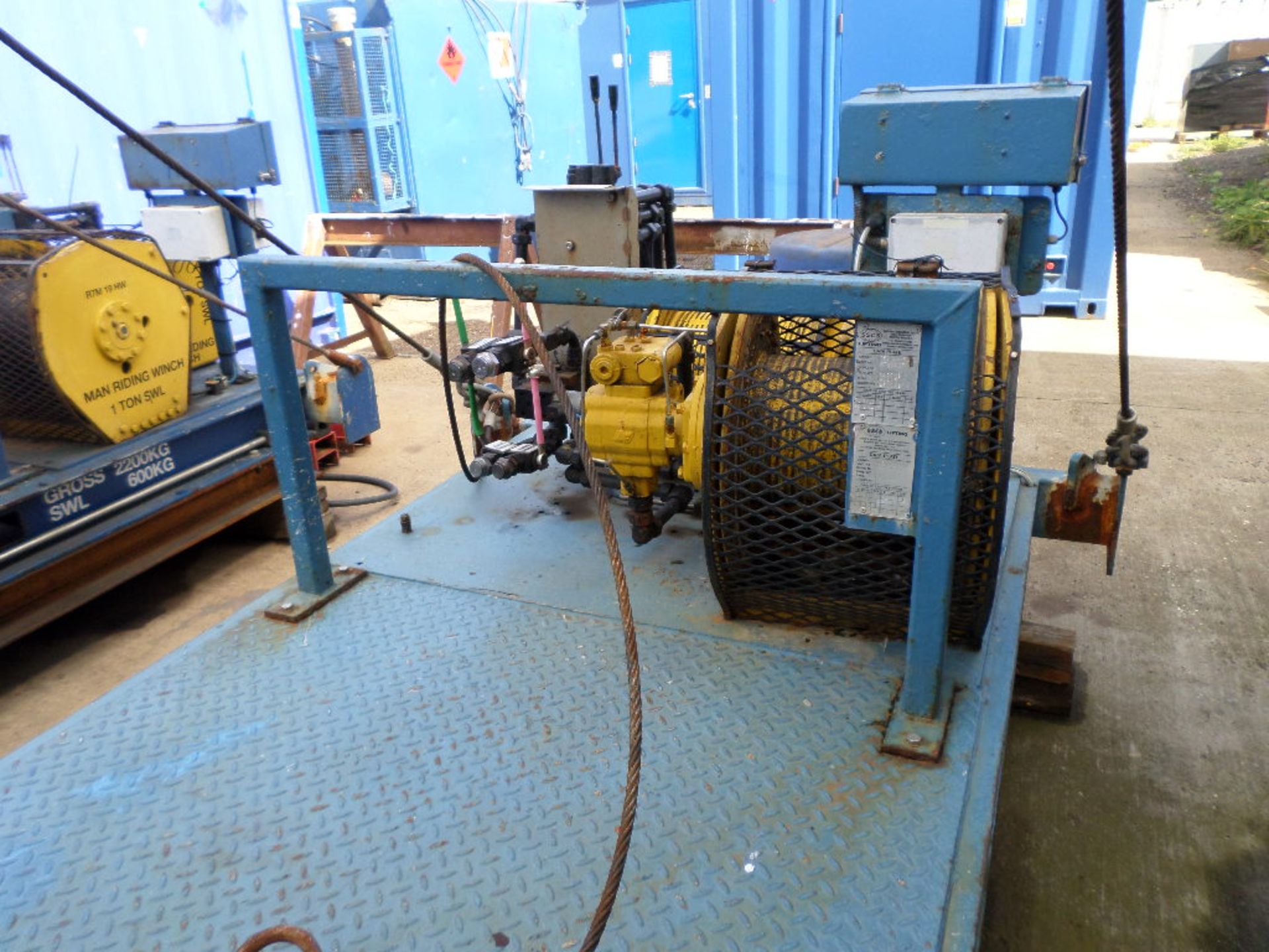 Aquanos 1000kg diver deployment frame, IMCA Compliant, reference No R7M 06 DF fitted with 2 x Braden - Image 3 of 5