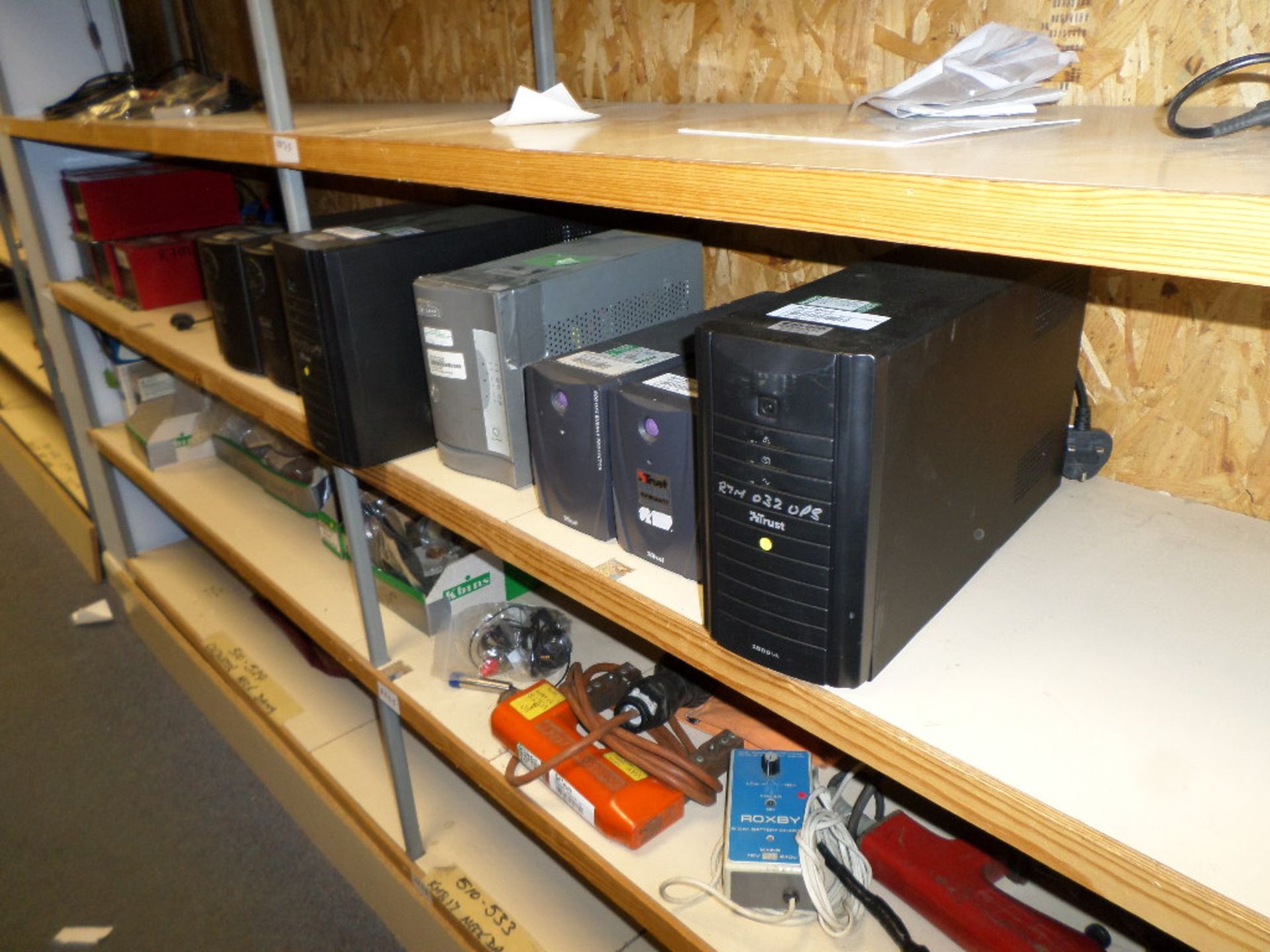 Assorted power supply units, PA speakers and uninterruptable power supplies to 4 bays rack  E - Image 3 of 3