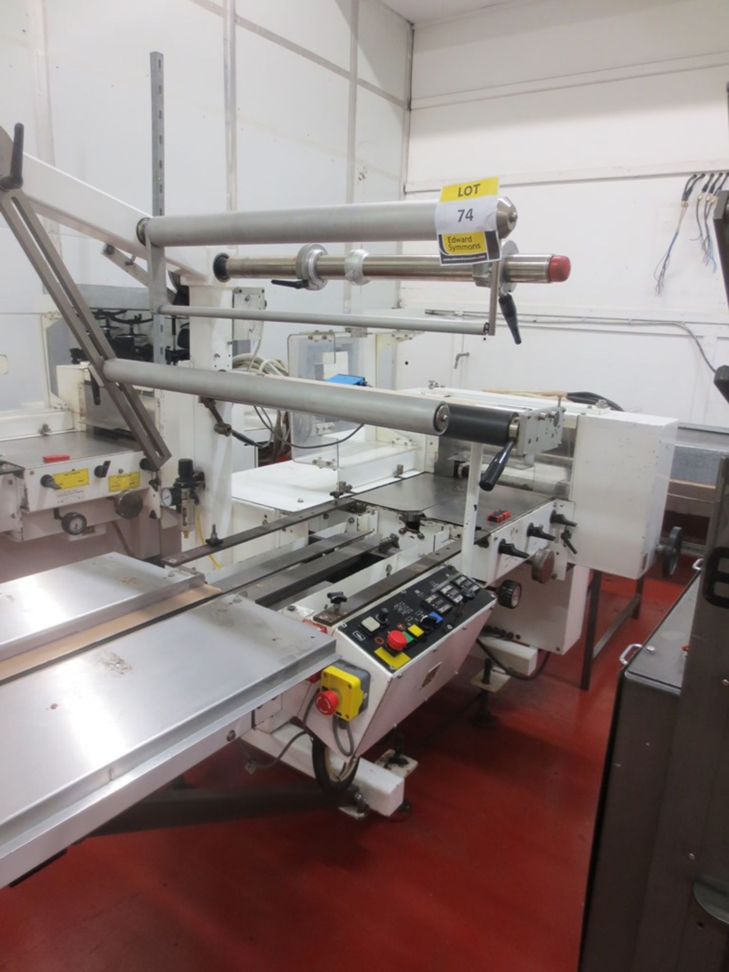 Rose Forgove Type 305 Flow Wrapper, Serial No 50358A with 4400mm infeed conveyor - Image 3 of 3