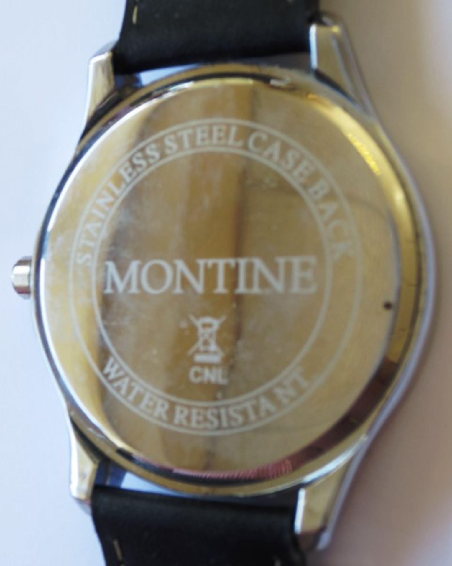 9 carat gold band ring, Montine Quartz watch with stainless steel case back and leather strap... - Image 3 of 9