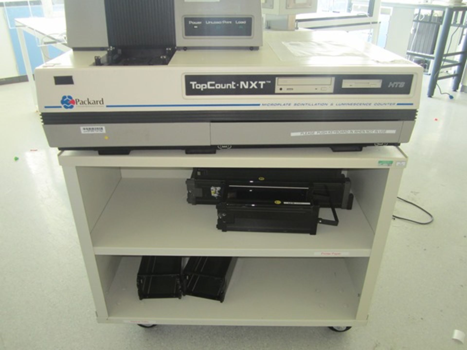 Packard TopCount NXT bench top microplate Scintillation counter and Luminescence detector, serial - Image 2 of 4