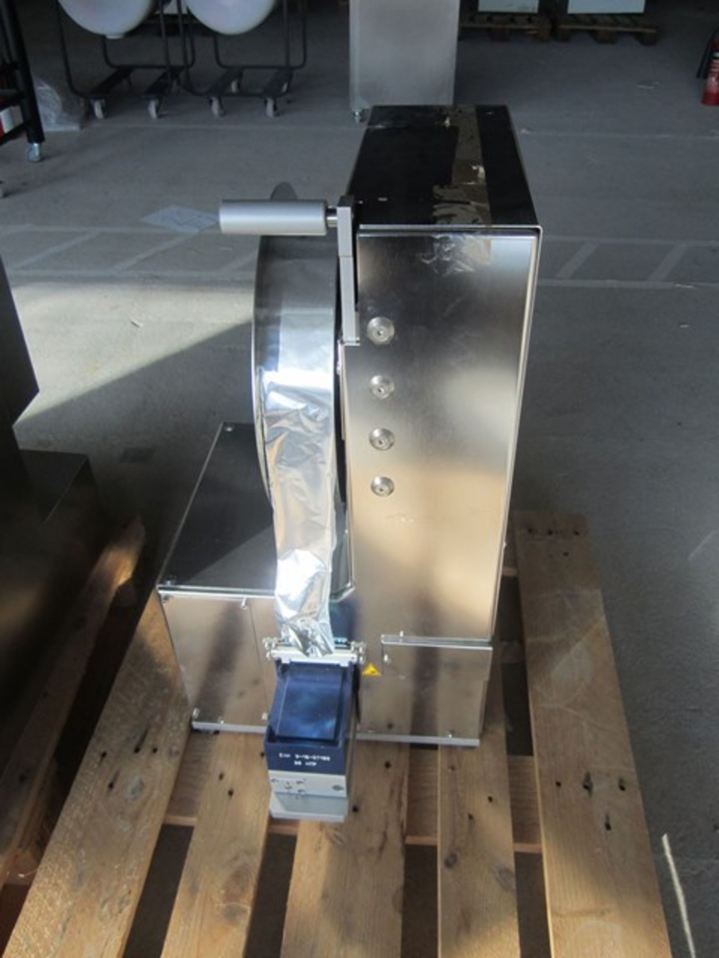 REMP PHS038 robotic plate sealer (2001) (height 800mm x width 500mm x depth 500mm) - Image 3 of 3