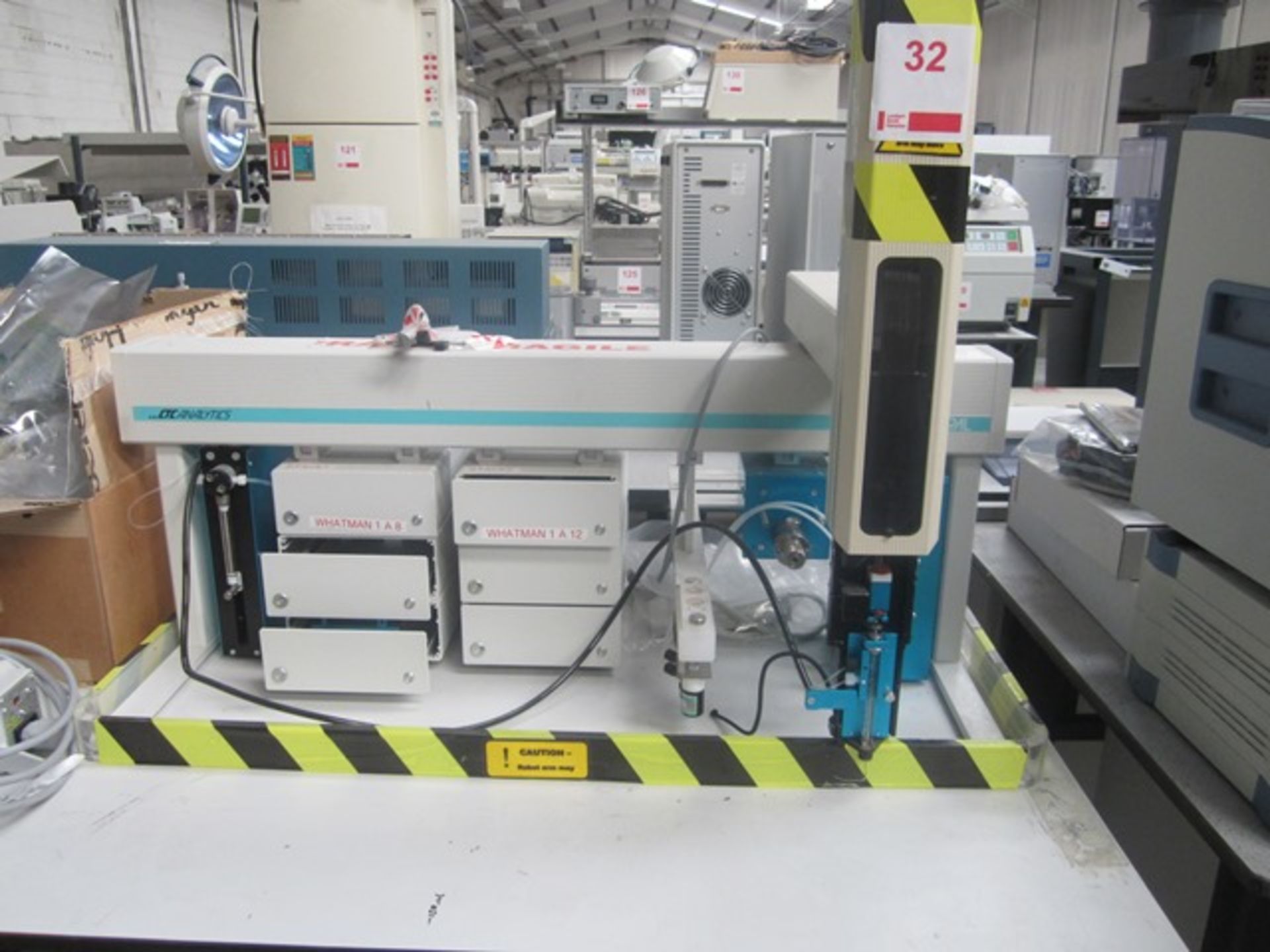 CTC Analytics HTS PAL robotic sample handler with power lead (height 700mm x width 900mm x depth