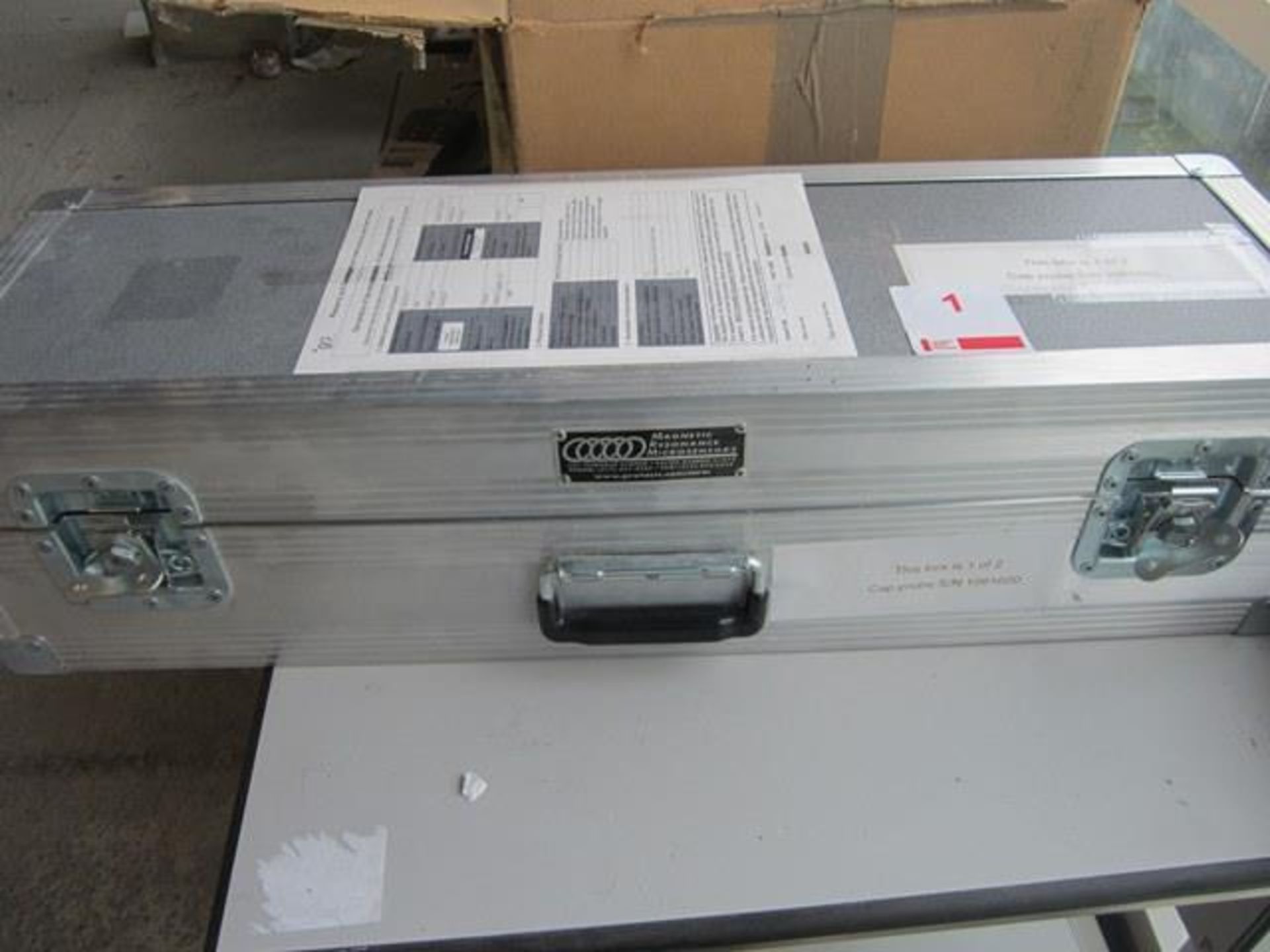 Varian, VB500 20-075F-05E B500Mhz micro flow NMR probe , serial number 1061600 (height 220mm x width