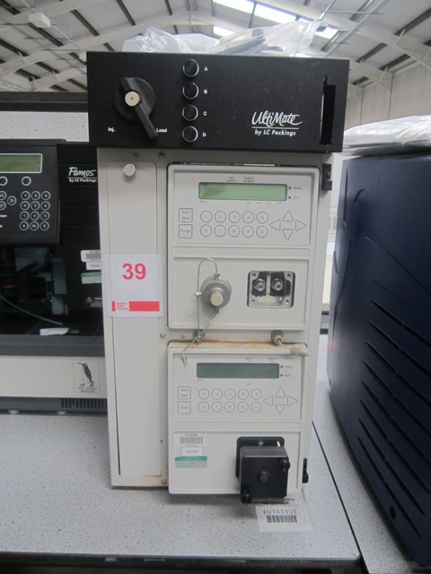 LC Packings Ultimate HPLC with power lead (height 700mm x width 900mm x depth 563mm)