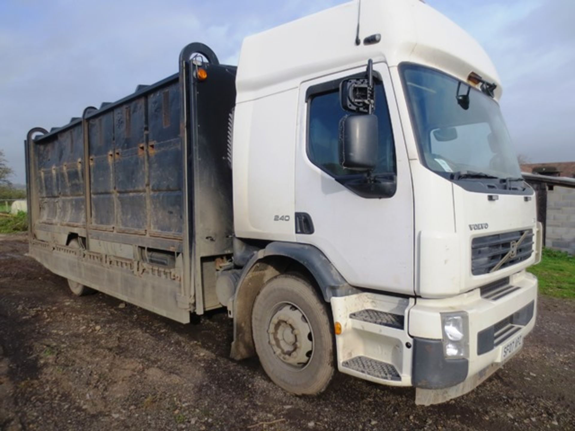 Volvo FE 240 adapted crew cab, specialist built multi stillage recycling lorry, GVW: 18,000kgs,