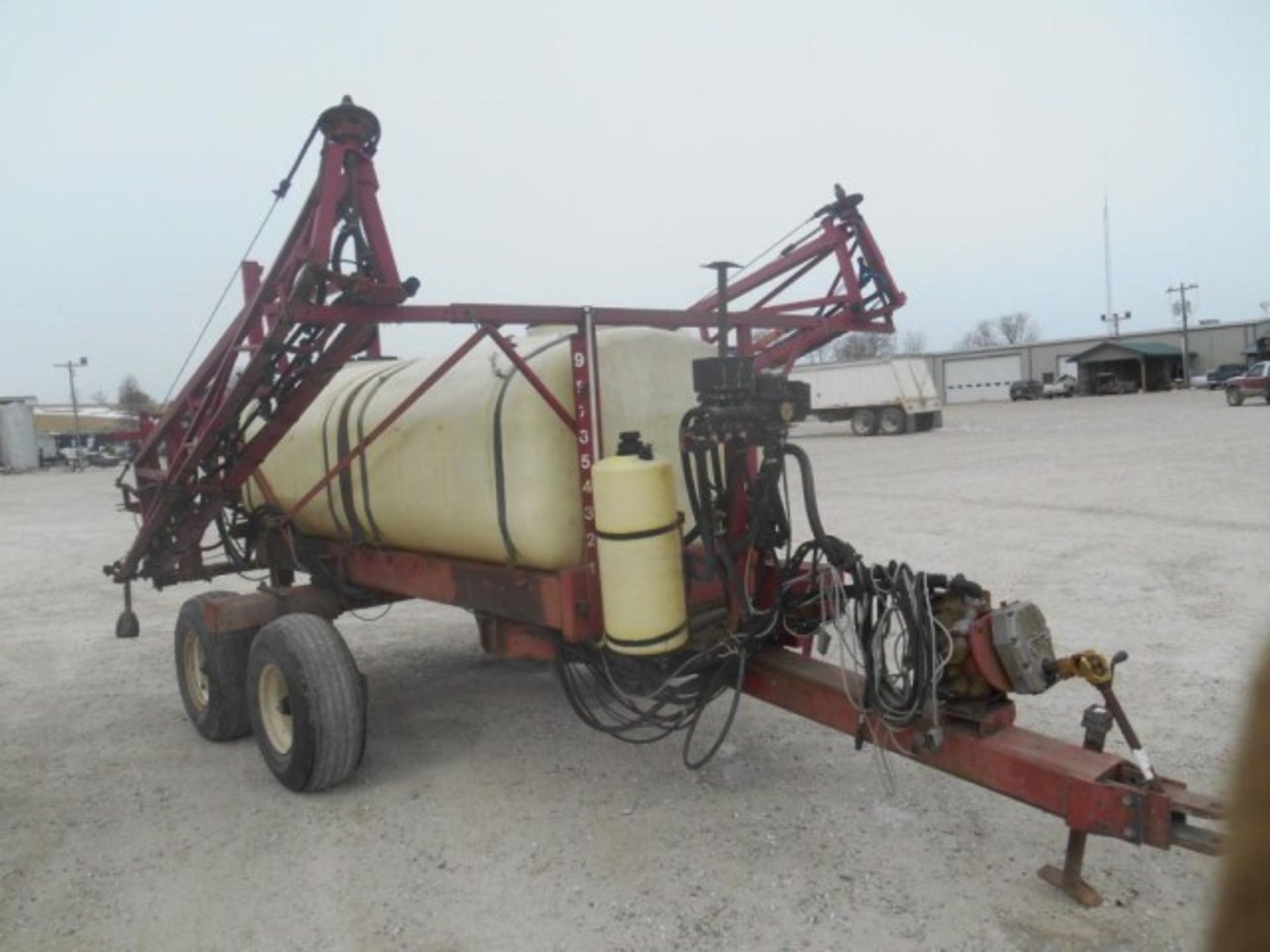 Lot #22402 Hardi TR1000 Sprayer, sn# 2277 65' Booms, 1000 Gallon, Pull Type