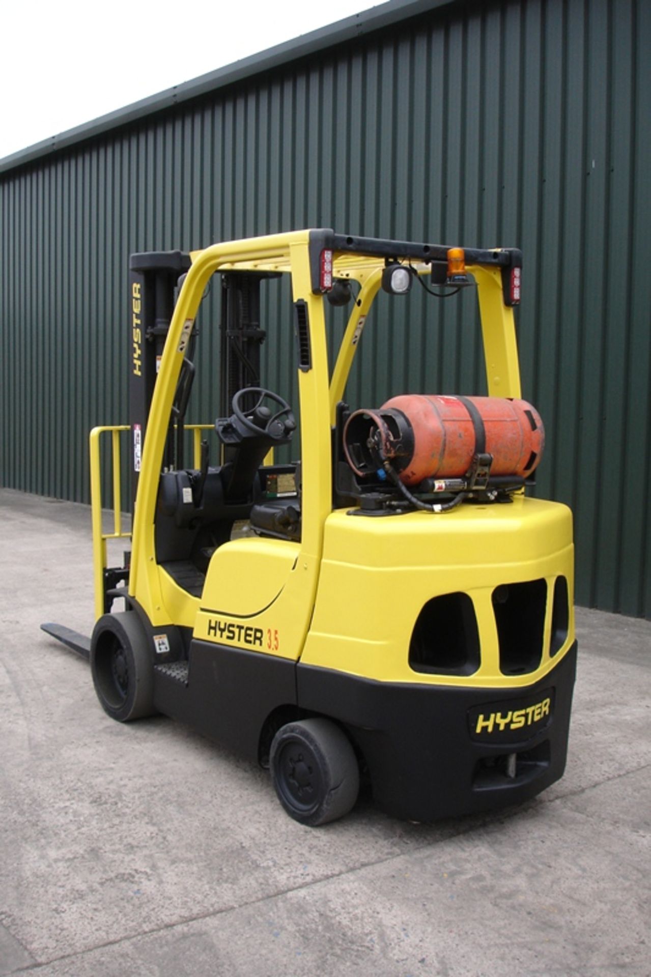 Hyster S3.5FT  Forklift  ( 2008 ) - Image 2 of 7