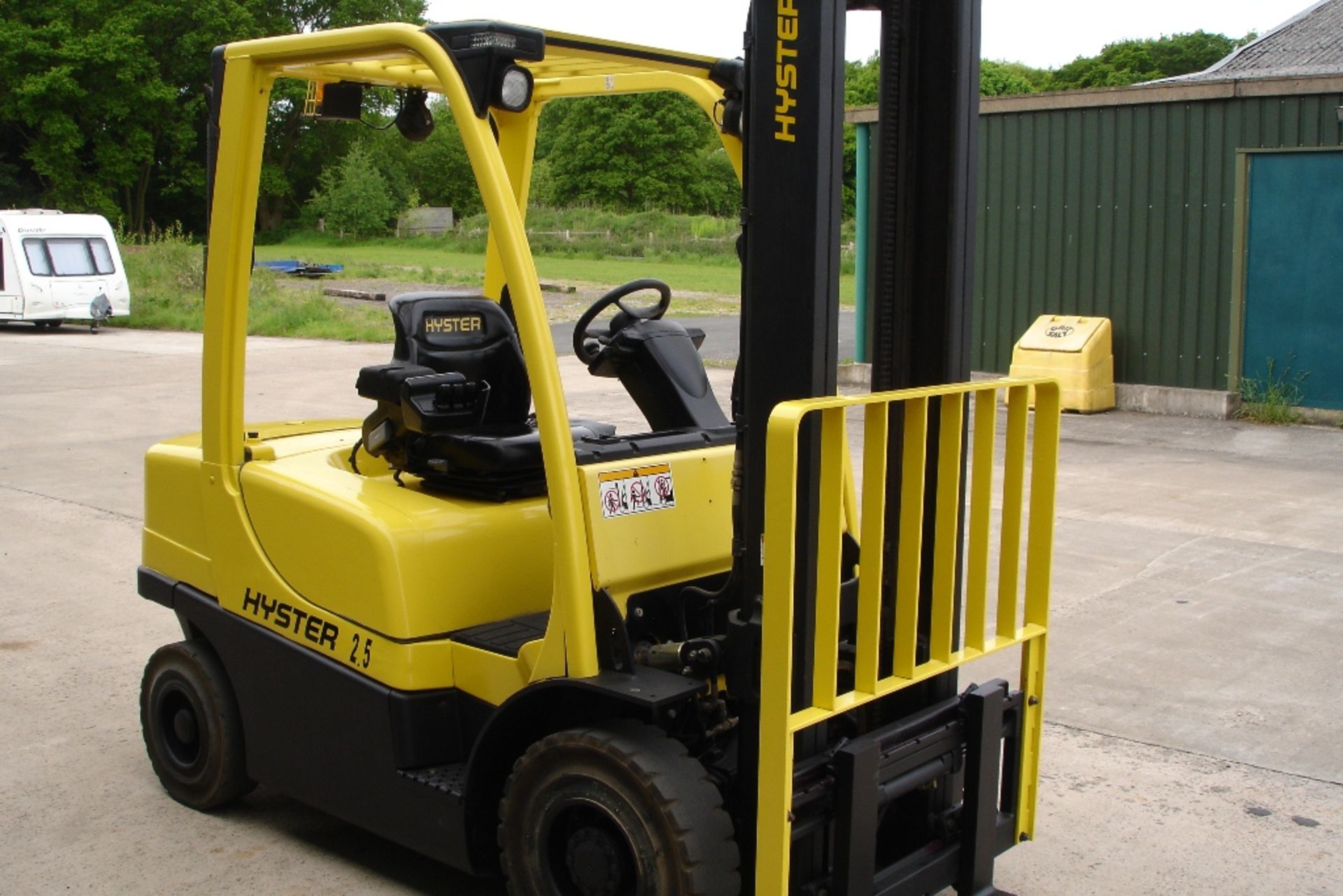 Hyster  H2.5FT  Diesel  Forklift  ( 2006 ) - Image 3 of 6