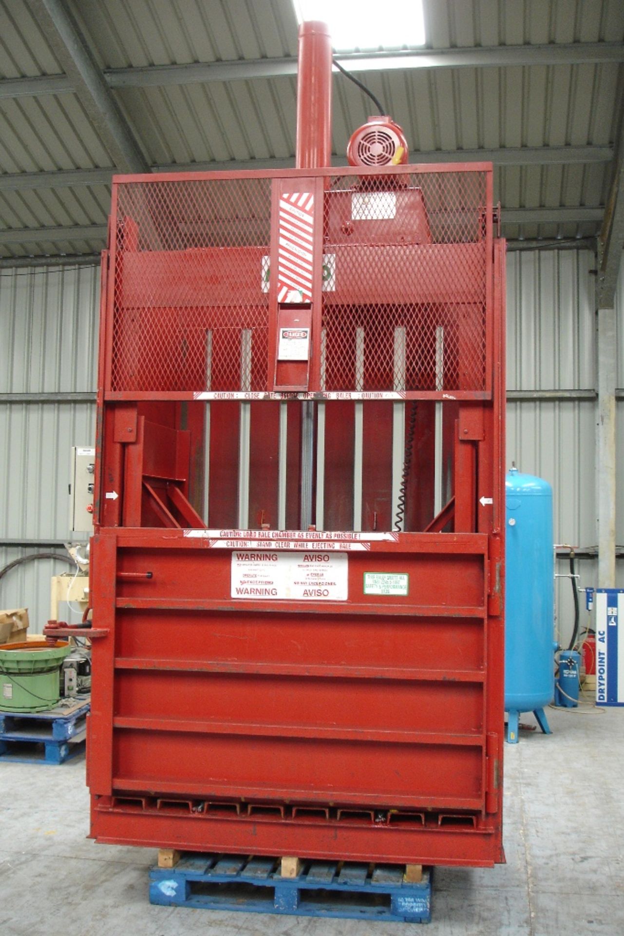 Apollo Hydraulic Mill Size Baler - Image 2 of 6