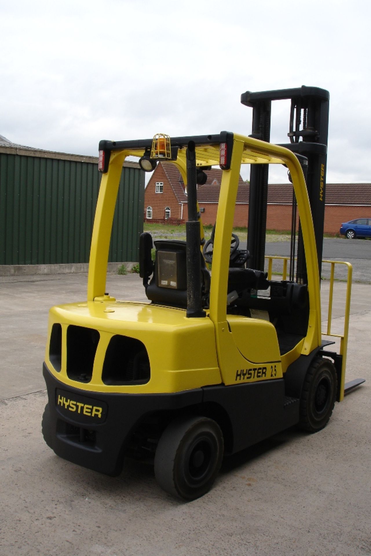 Hyster  H2.5FT  Diesel  Forklift  ( 2006 ) - Image 4 of 6