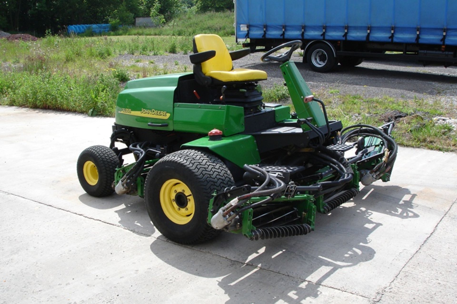 John Deere 3235B 5 Gang Mower