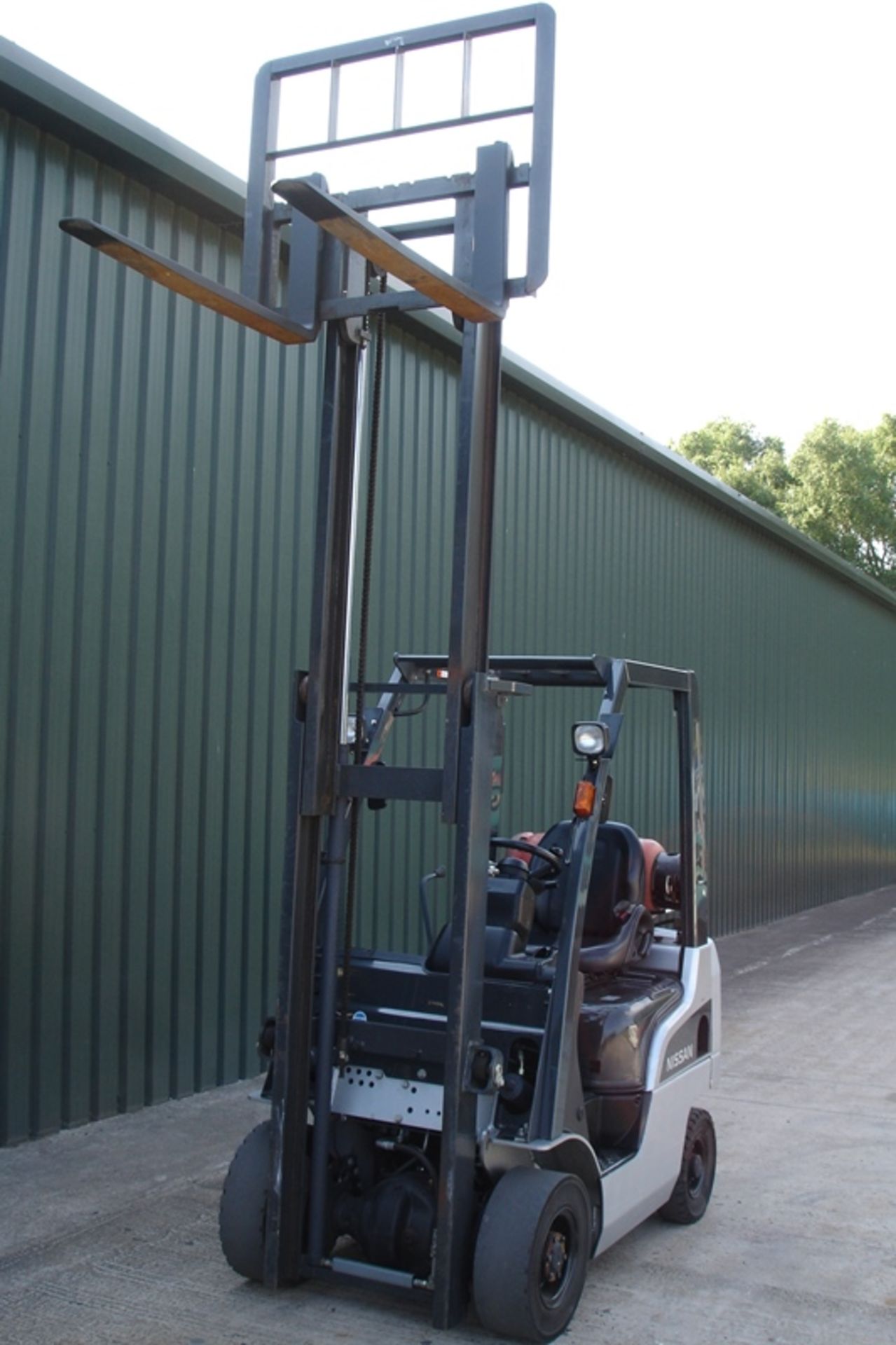 Nissan 1.5 Ton Forklift  ( 2009 ) - Image 7 of 8