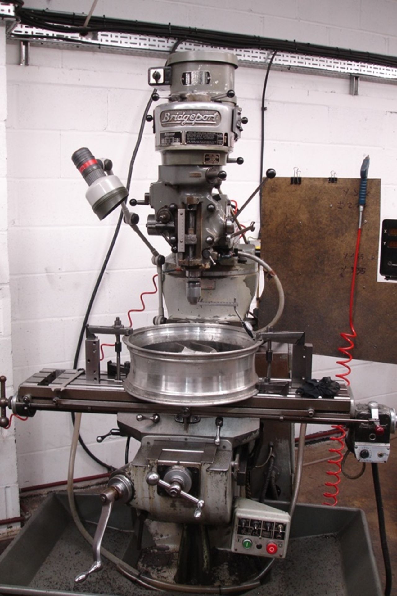 Bridgeport Milling Machine ( BRJ type )