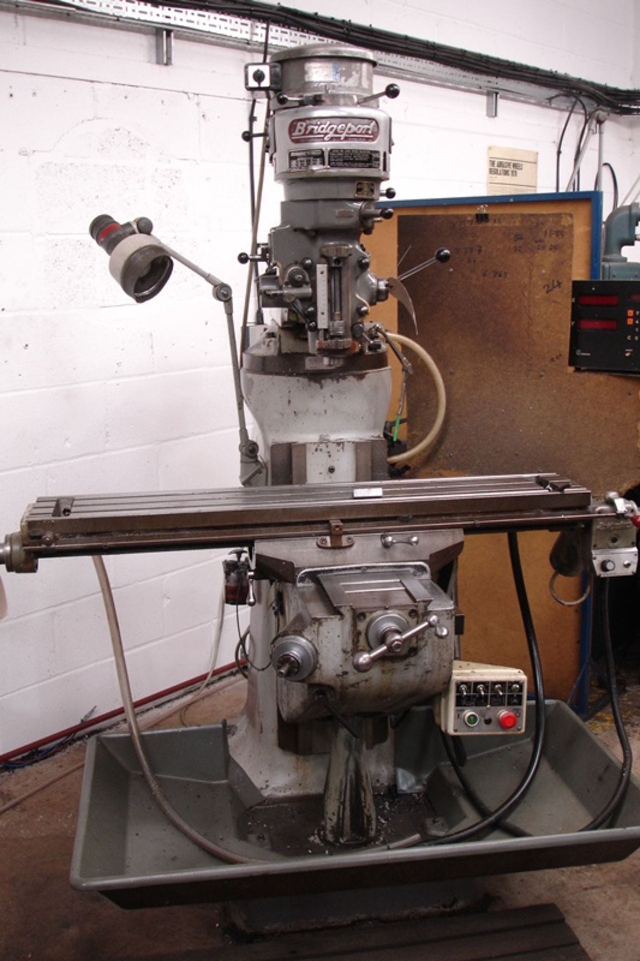 Bridgeport Milling Machine ( BRJ type )