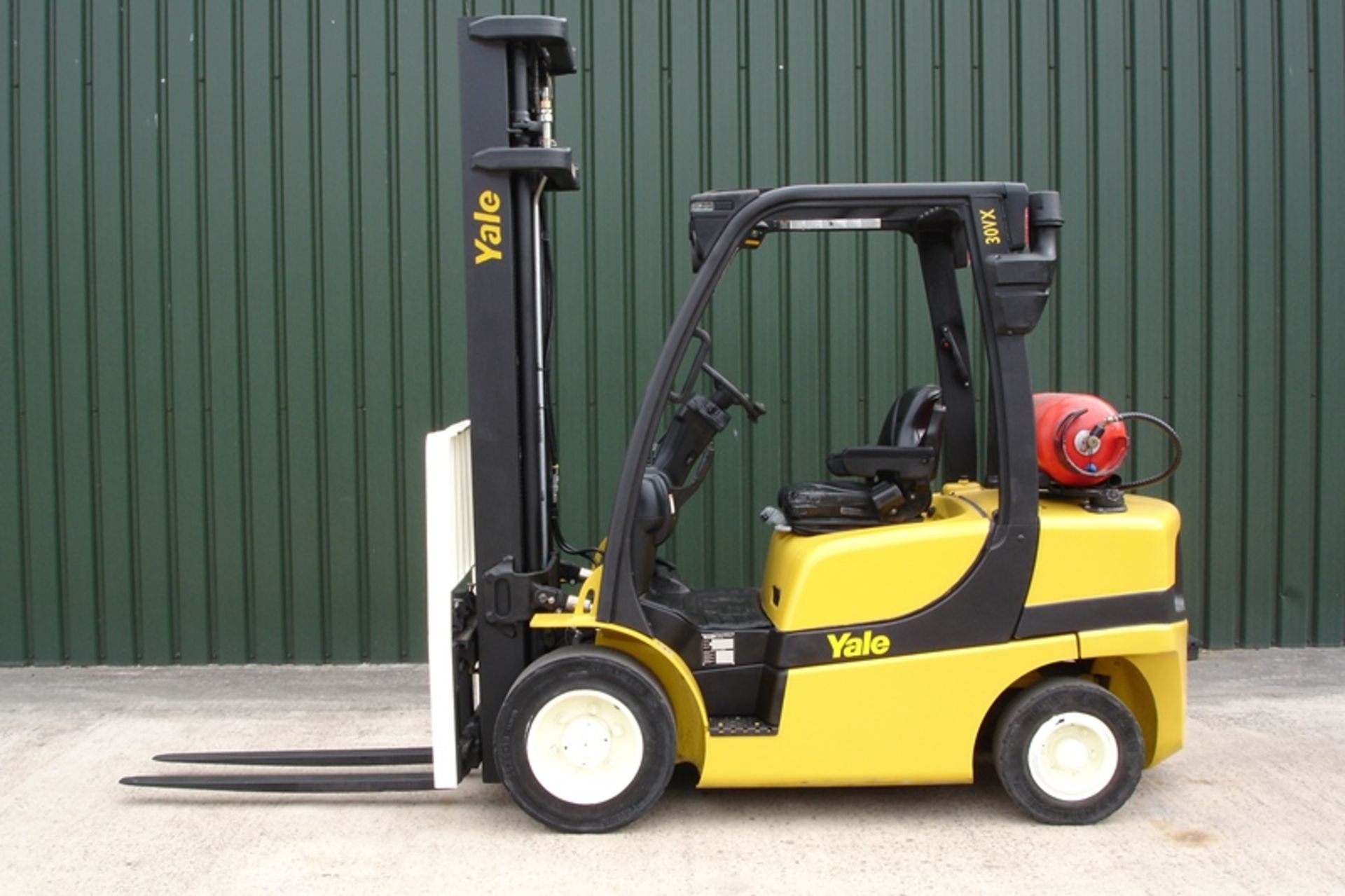 Yale GLP30VX  Forklift  (2010)