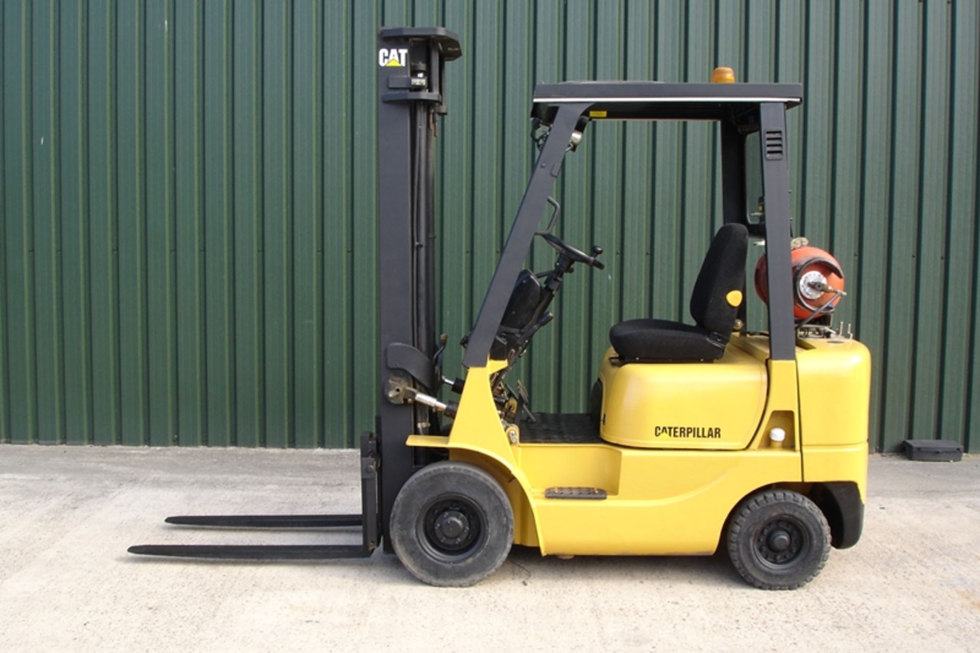 Caterpillar  GP18K  Forklift