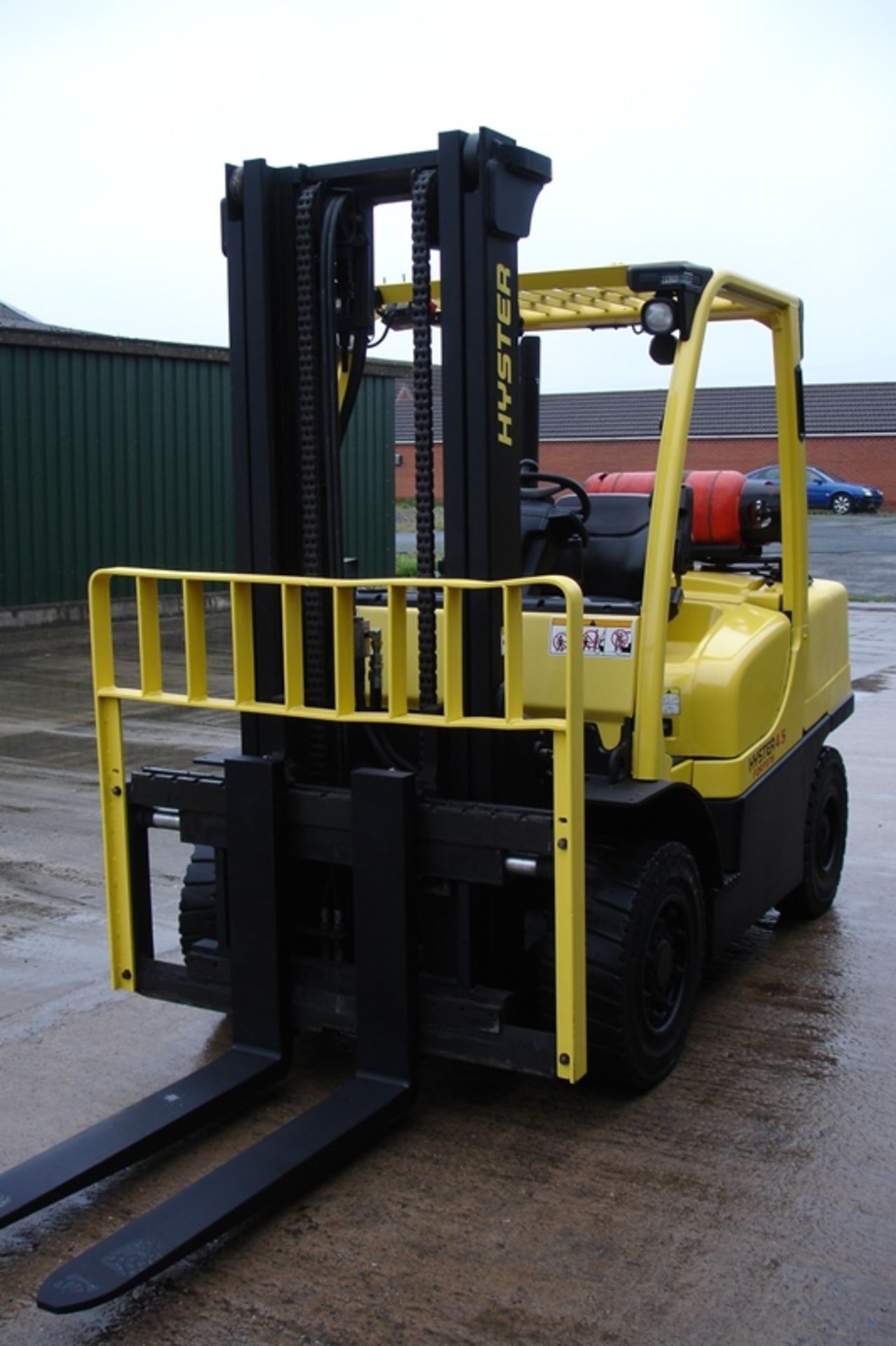 Hyster H4.5FT  Forklift  (2008) - Image 5 of 8