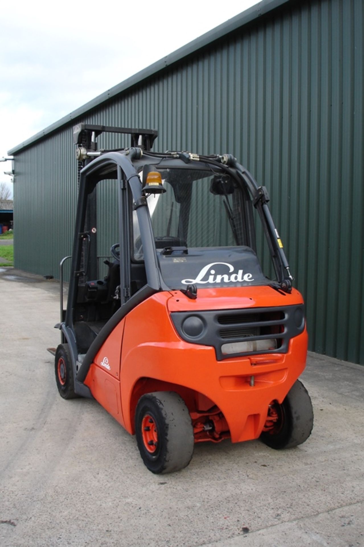 Linde H25T Forklift  (2007) - Image 3 of 6
