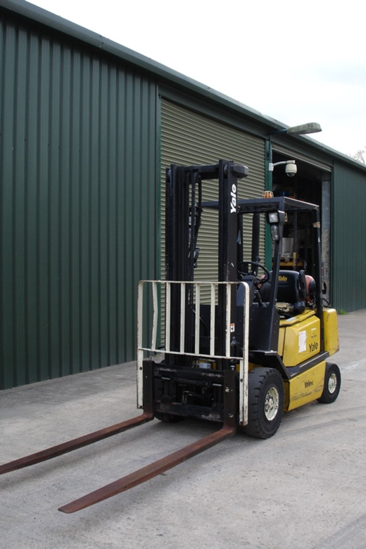 Yale GLP20TF Forklift  (2005) - Image 2 of 6