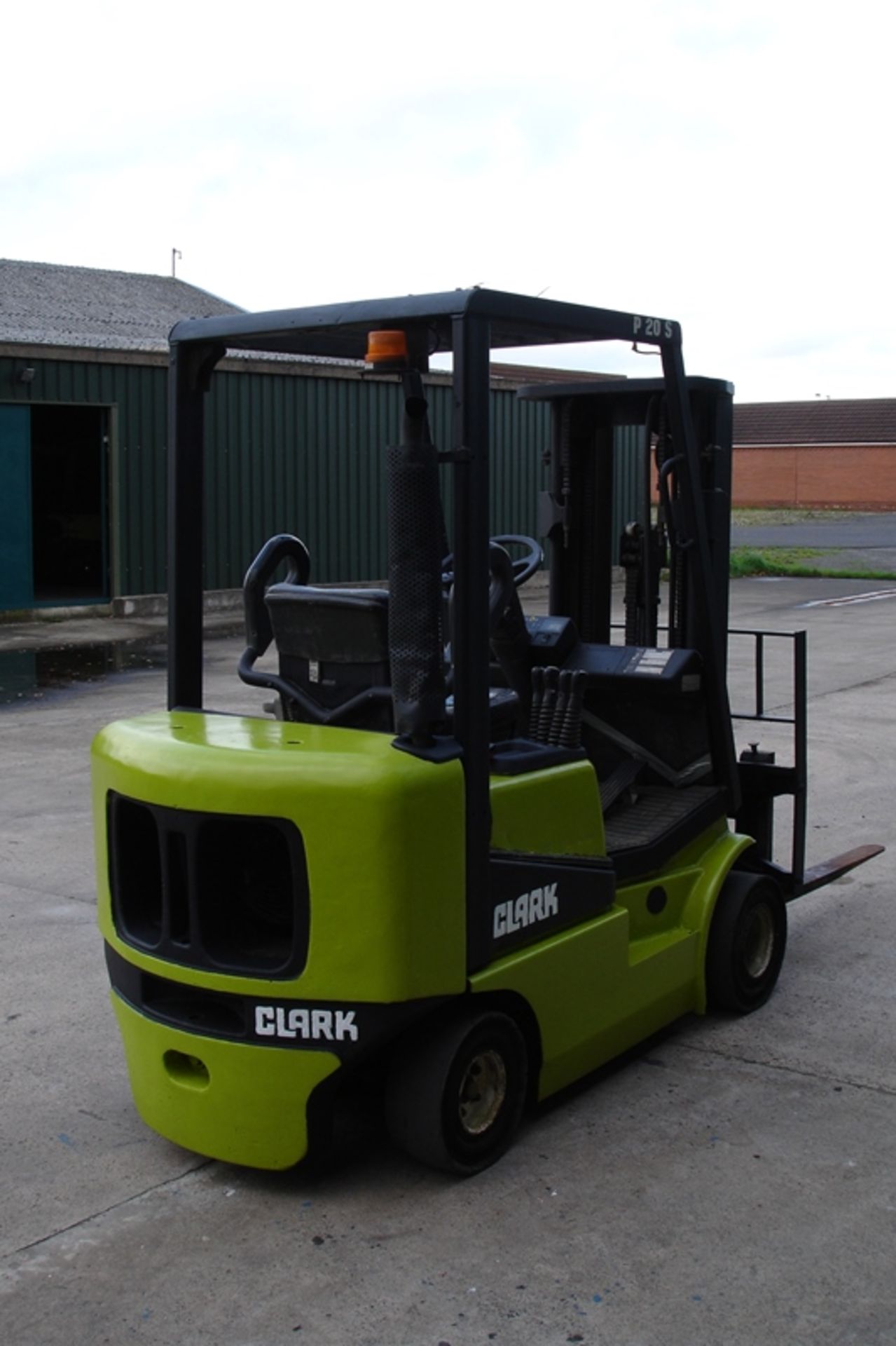 Clark CDP20S Compact Diesel Forklift - Image 4 of 5