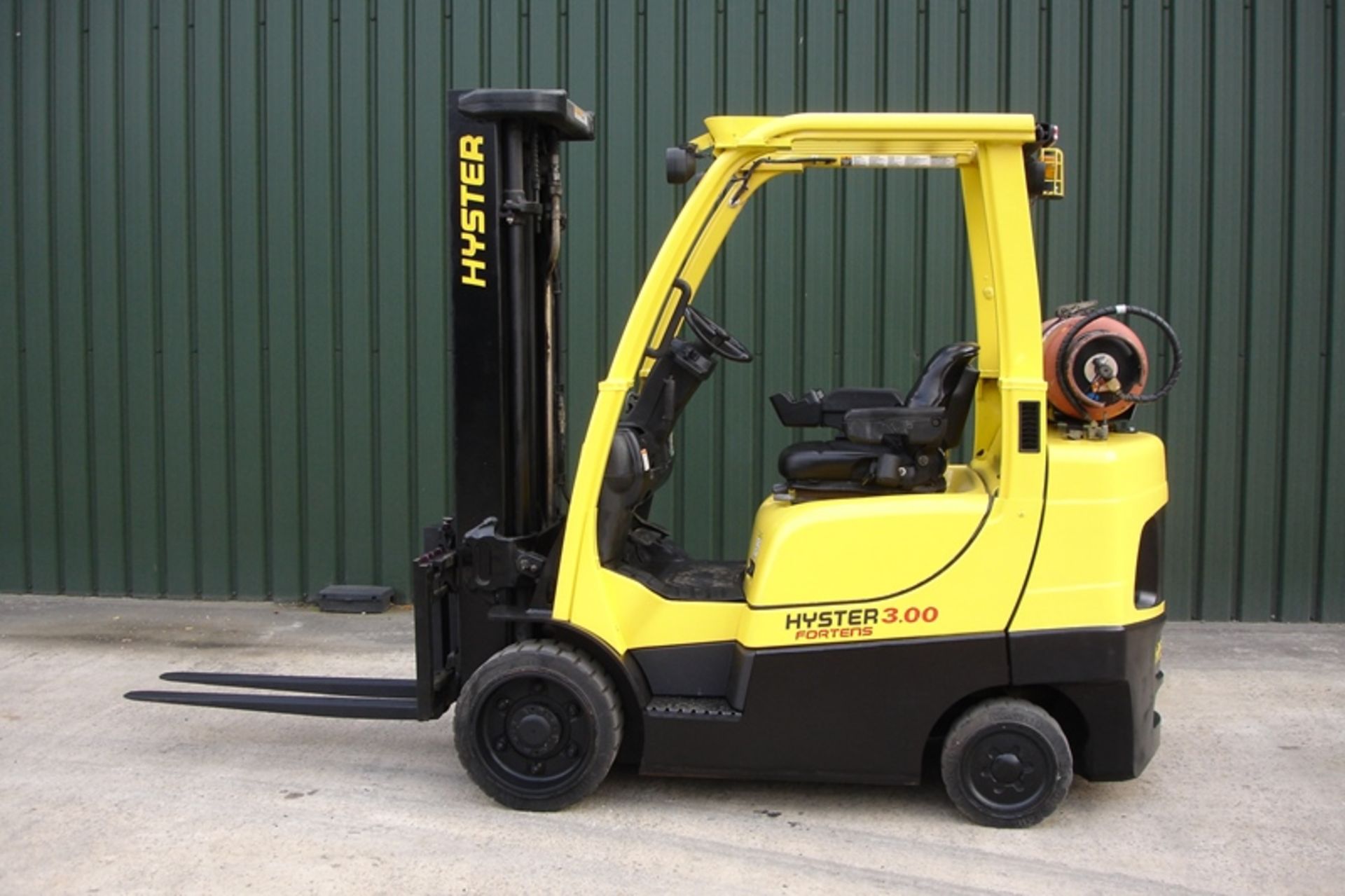 Hyster S3.0FT Compact Forklift (2005)