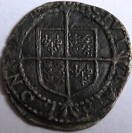 Tudor – ELIZABETH 1 [1558-1603] PENNY. 3rd and 4th issue – no date – mm. castle. 0.37g. Spink - Image 2 of 2